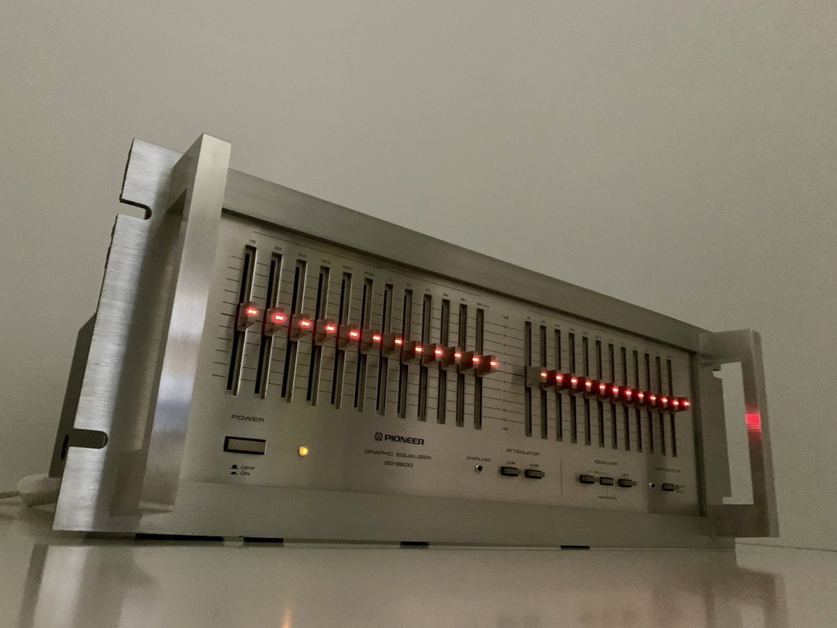 PIONEER SG 9800 Graphic Equalizer With Handles NEW RED LED Vintage WORK GoodLOOK