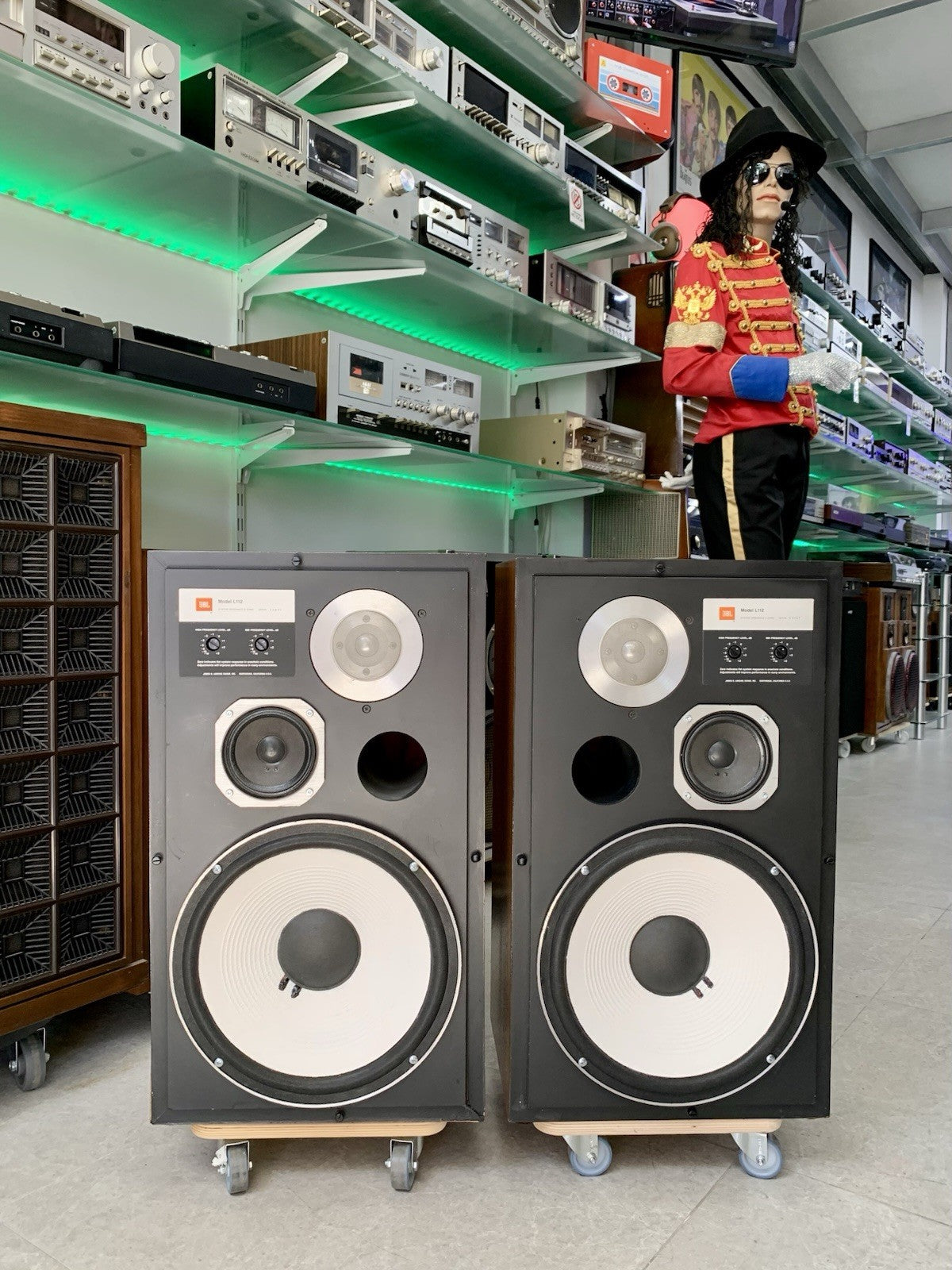 JBL L 112 LEGENDARY Speakers 300 Watts Vintage 1980 Refurbished WORK LIKE NEW