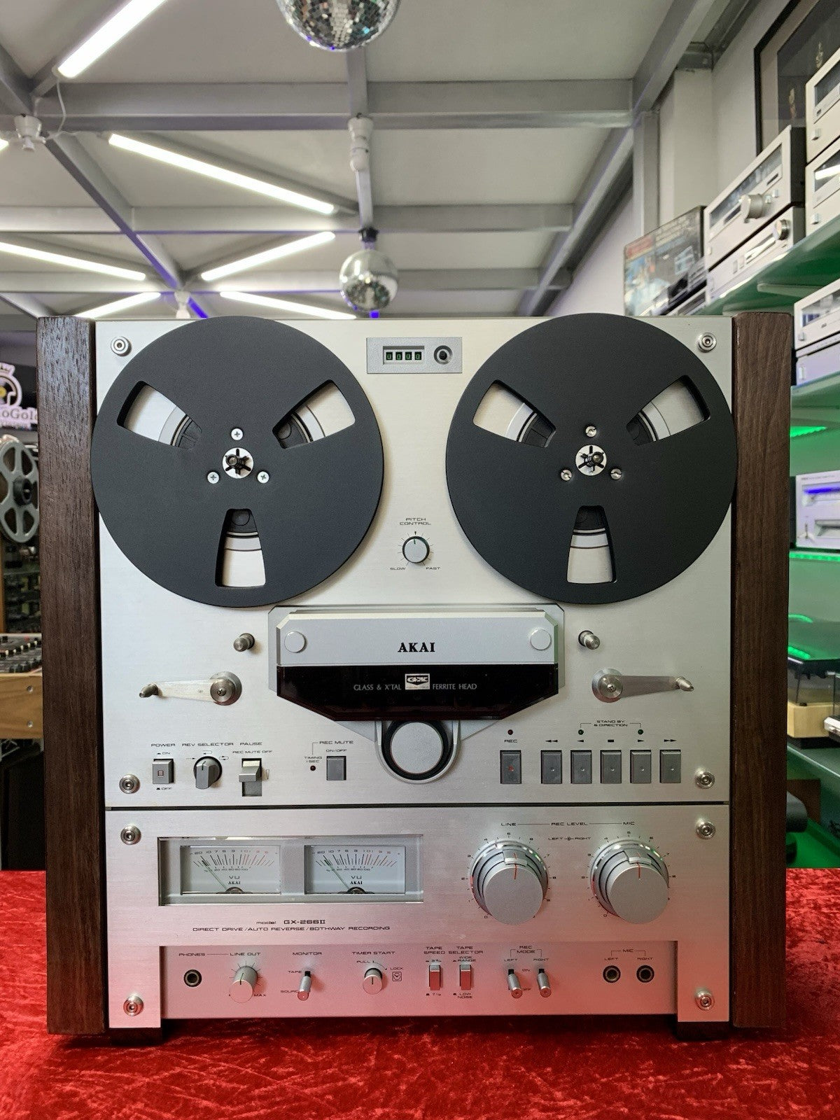 AKAI GX 266 II Open Reel Tape 4 Track 6 Heads Vintage Auto Reverse WORK GoodLook