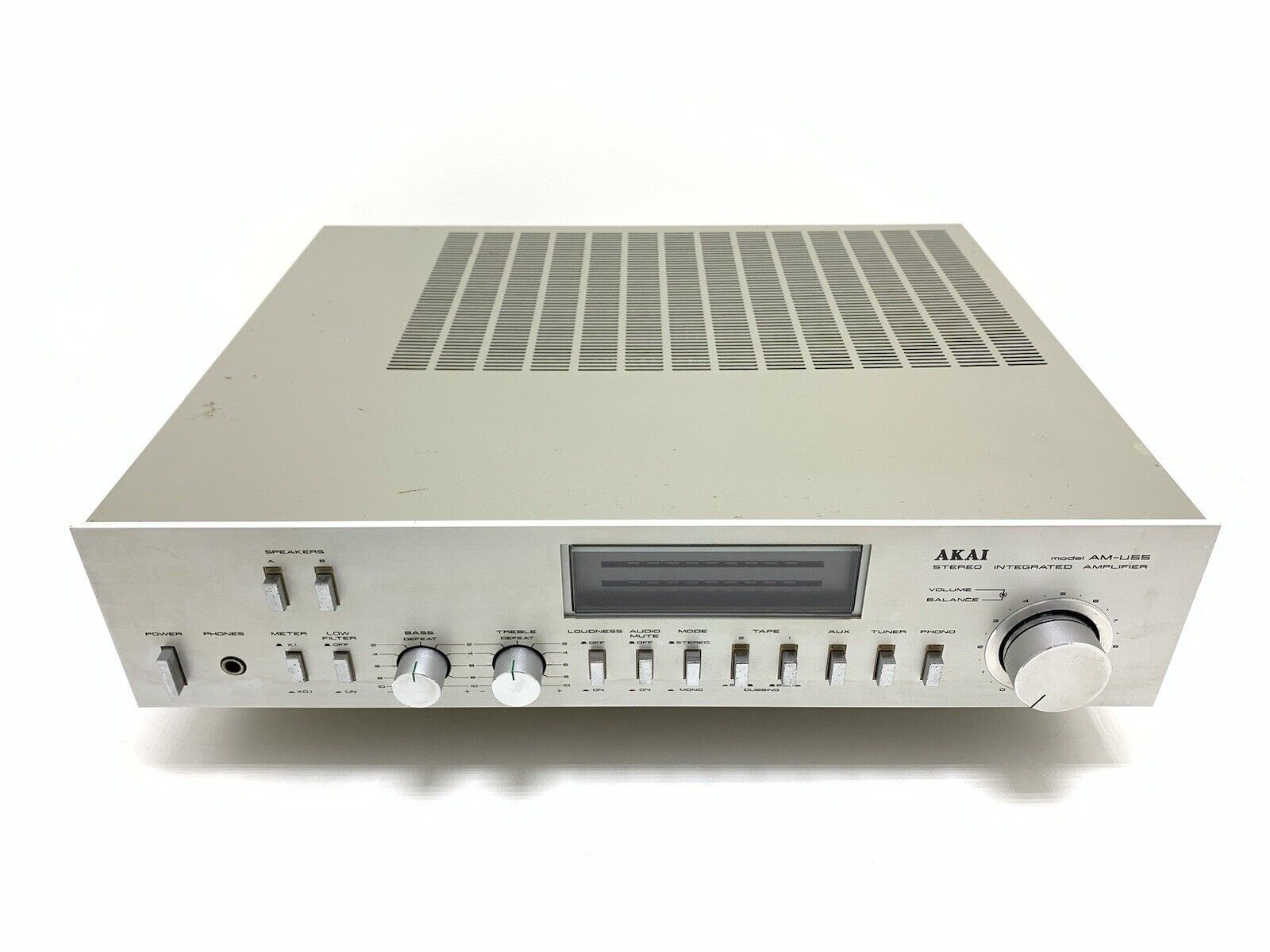 AKAI AM-U55 Stereo Integrated Amplifier 55+55 WRMS Vintage 1981 Work Good Look
