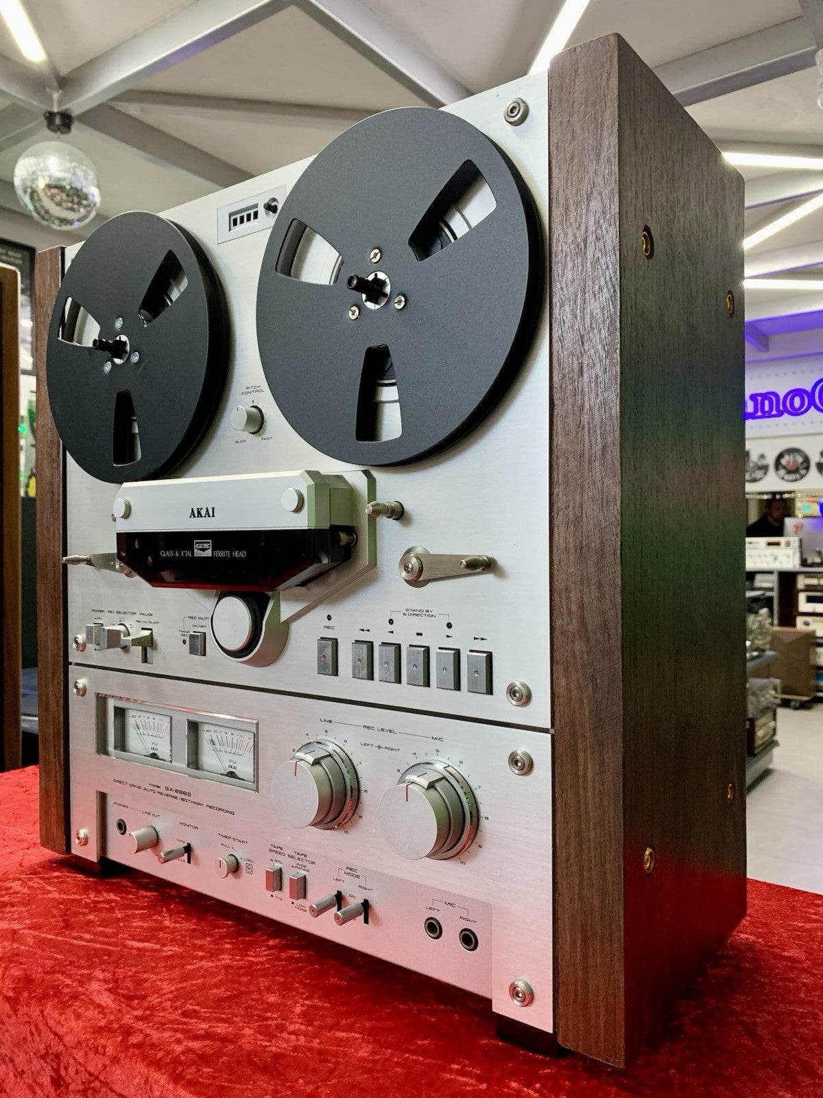 AKAI GX 266 II Open Reel Tape 4 Track 6 Heads Vintage Auto Reverse WORK GoodLook