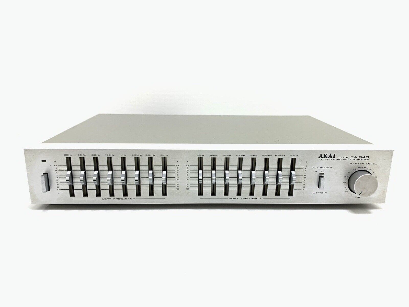 AKAI EA-G40 Stereo Graphic Equalizer 8 Band Rare Vintage 1980 WORK GOOD LOOK