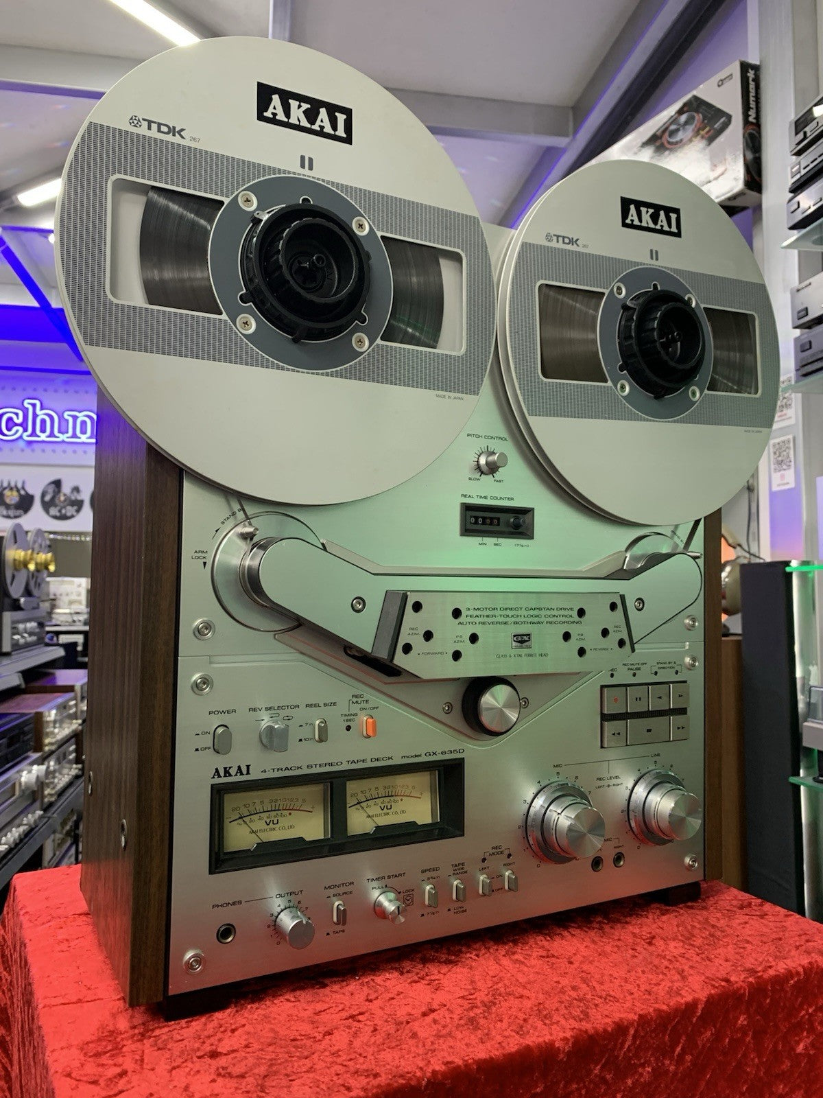 AKAI GX 635D Tape Open Reel 4 Track 10" Vintage 1978 Auto Reverse WORK Good Look