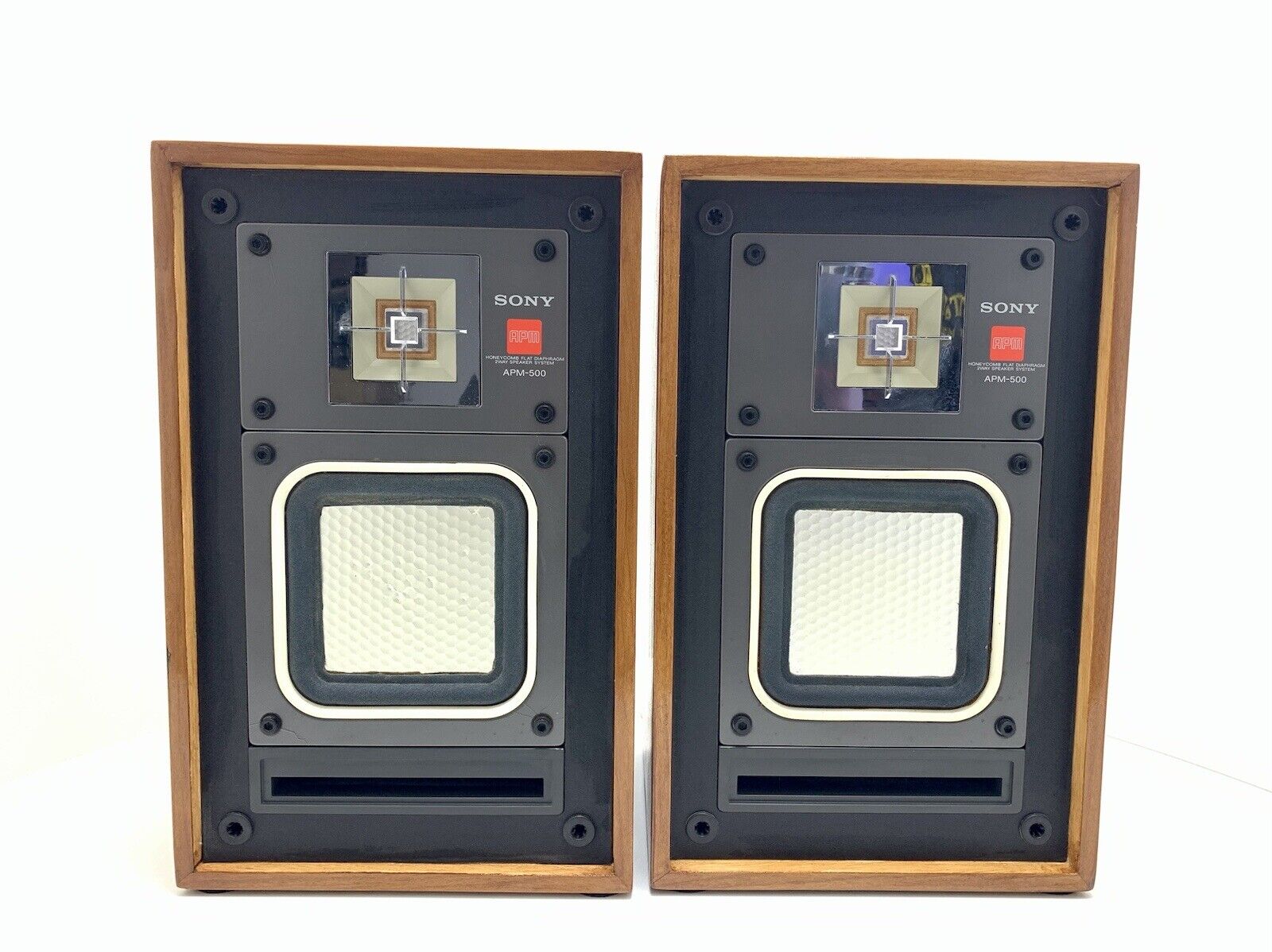 SONY APM 500 Speaker 2 Way System 50 Watts Vintage NEW WOOD BOX Good Look