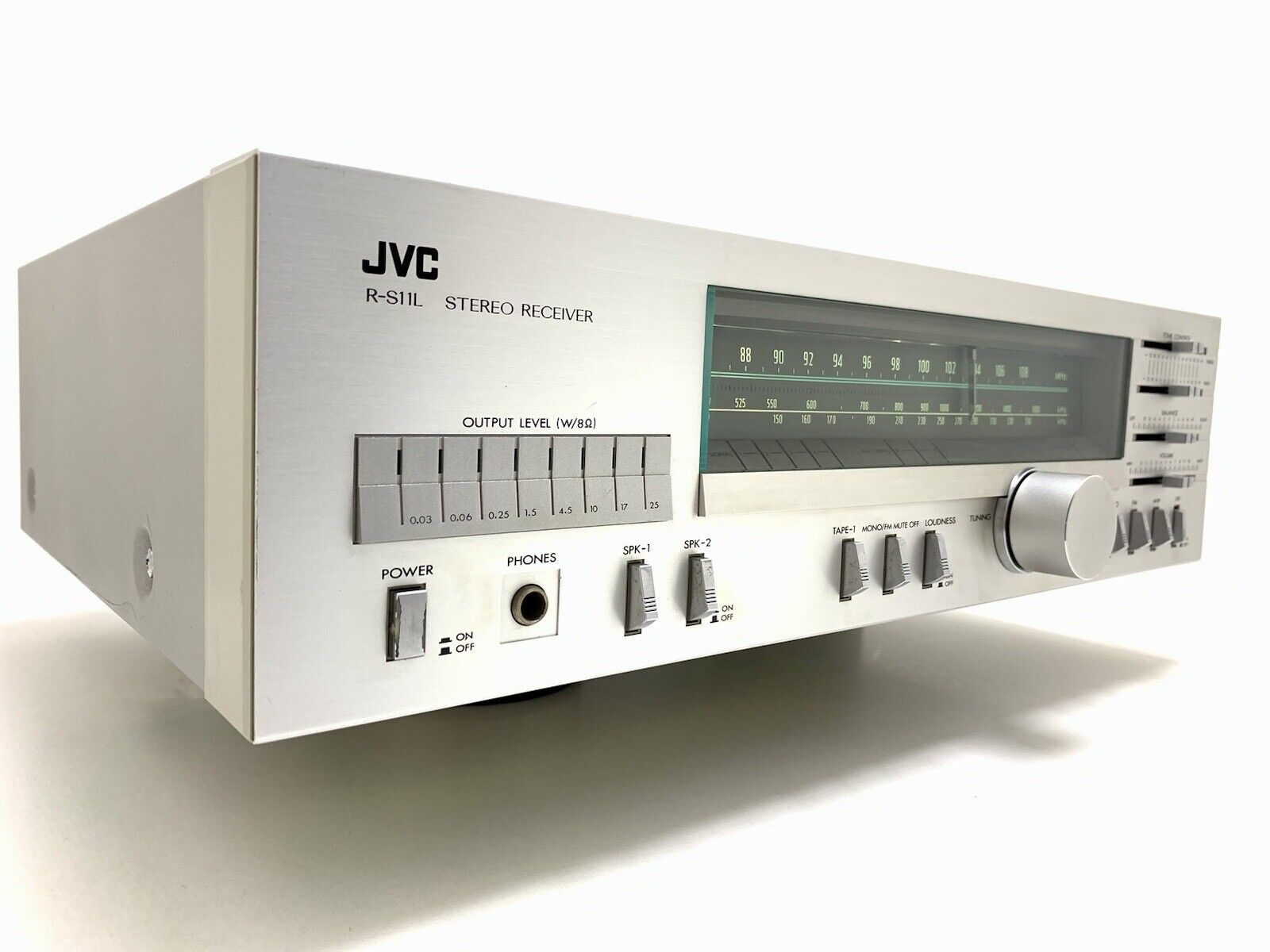 JVC R-S11L AM/FM Stereo Receiver 2 X 25 Watts RMS Vintage 1980 WORK Good Look