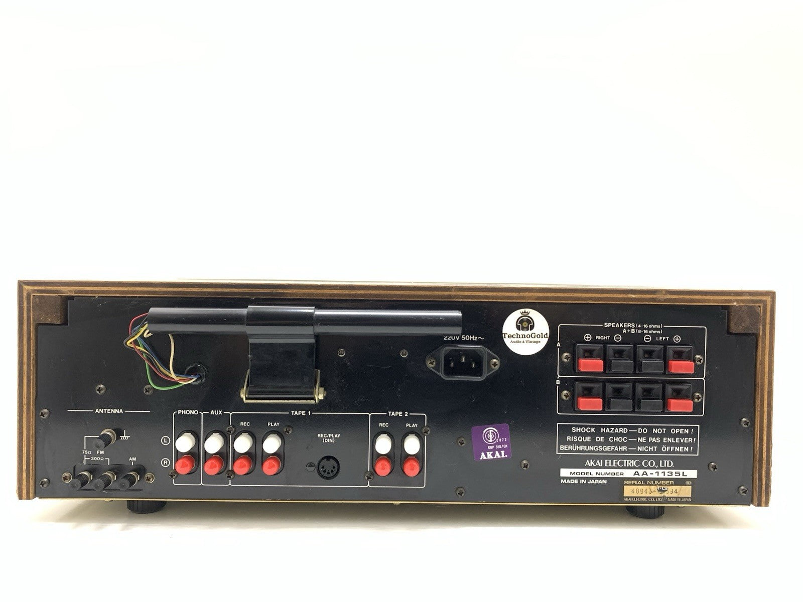 AKAI AA 1135L Stereo HiFi Receiver 38+38 Watts RMS Vintage 1979 WORK GOOD LOOK