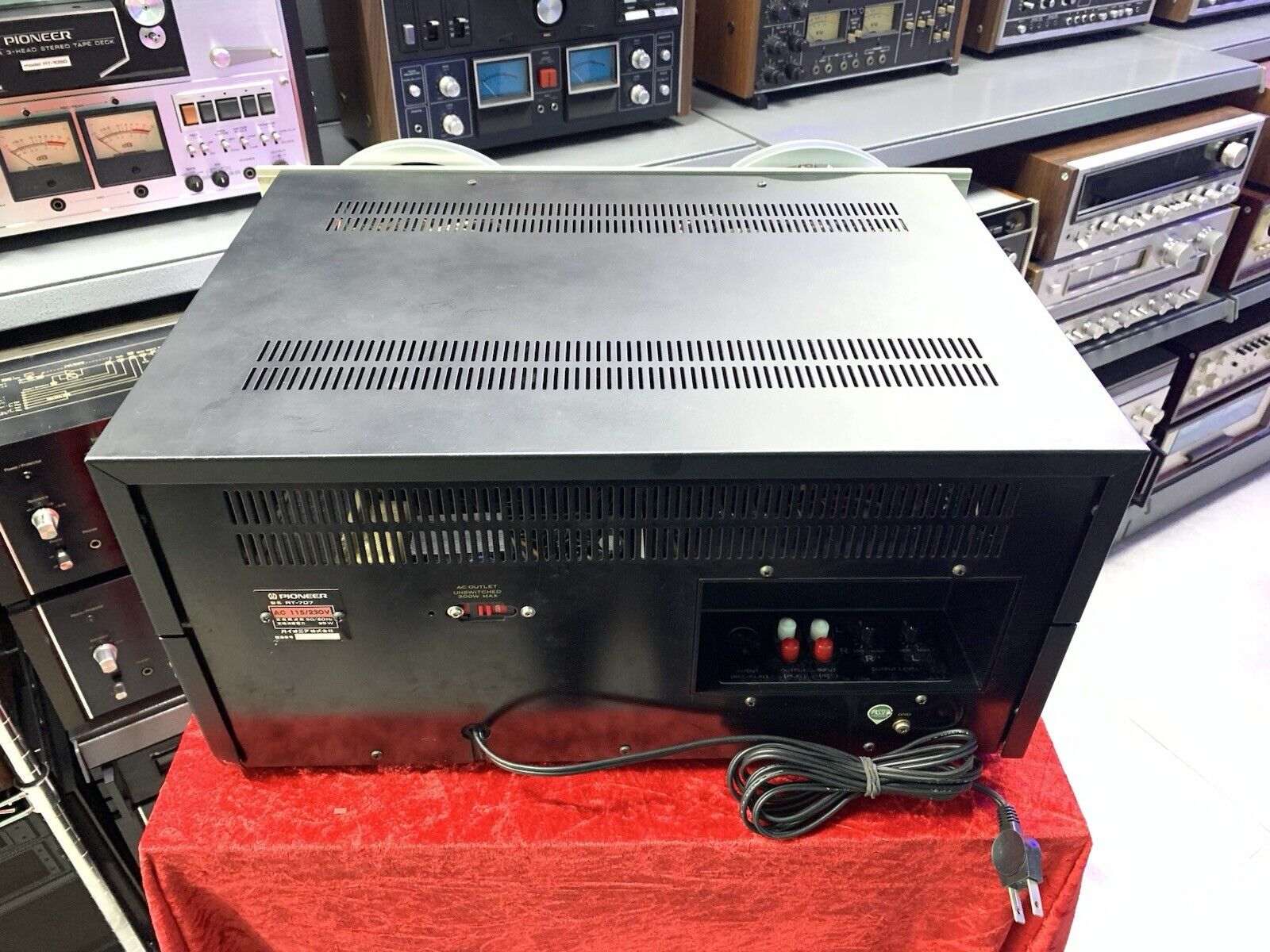 PIONEER RT 707 Reel to Reel 4 Track 7" Tape Vintage 1977 AutoReverse WORK Good L