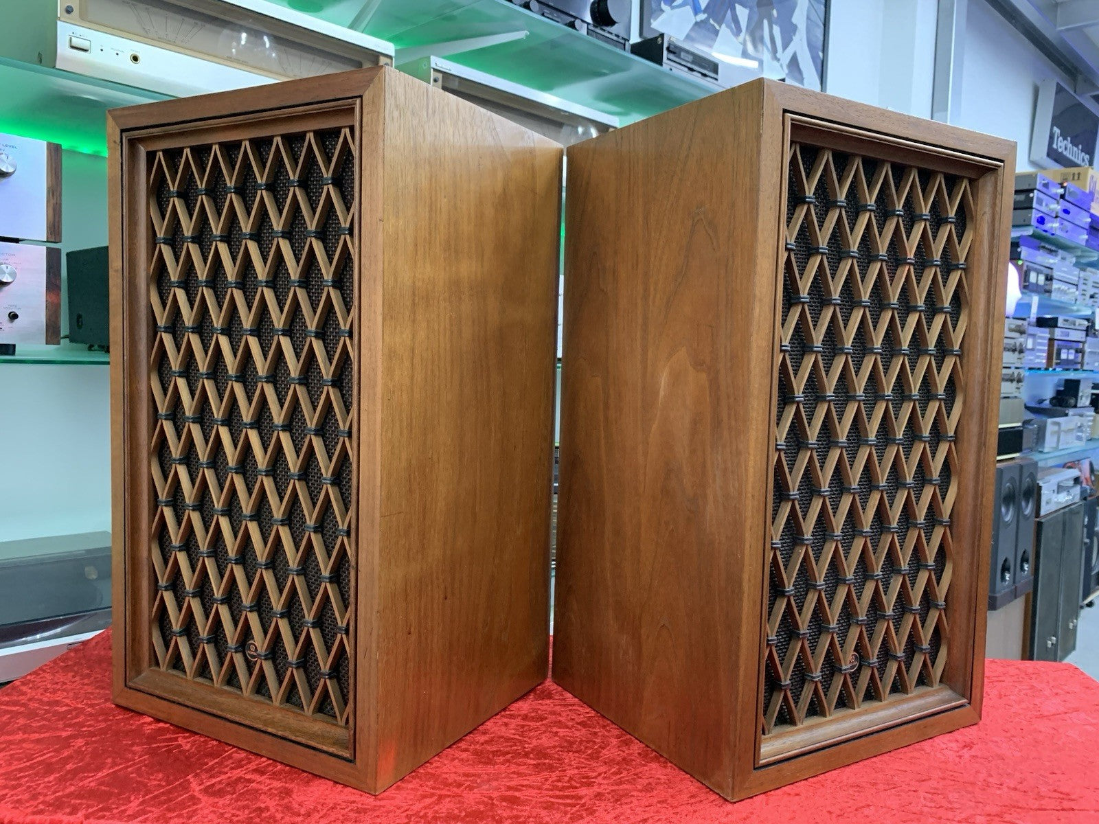 PIONEER CS 44 SPEAKERS 2 Way 25 Watts RMS Vintage 1970 Original WORK GOOD LOOK