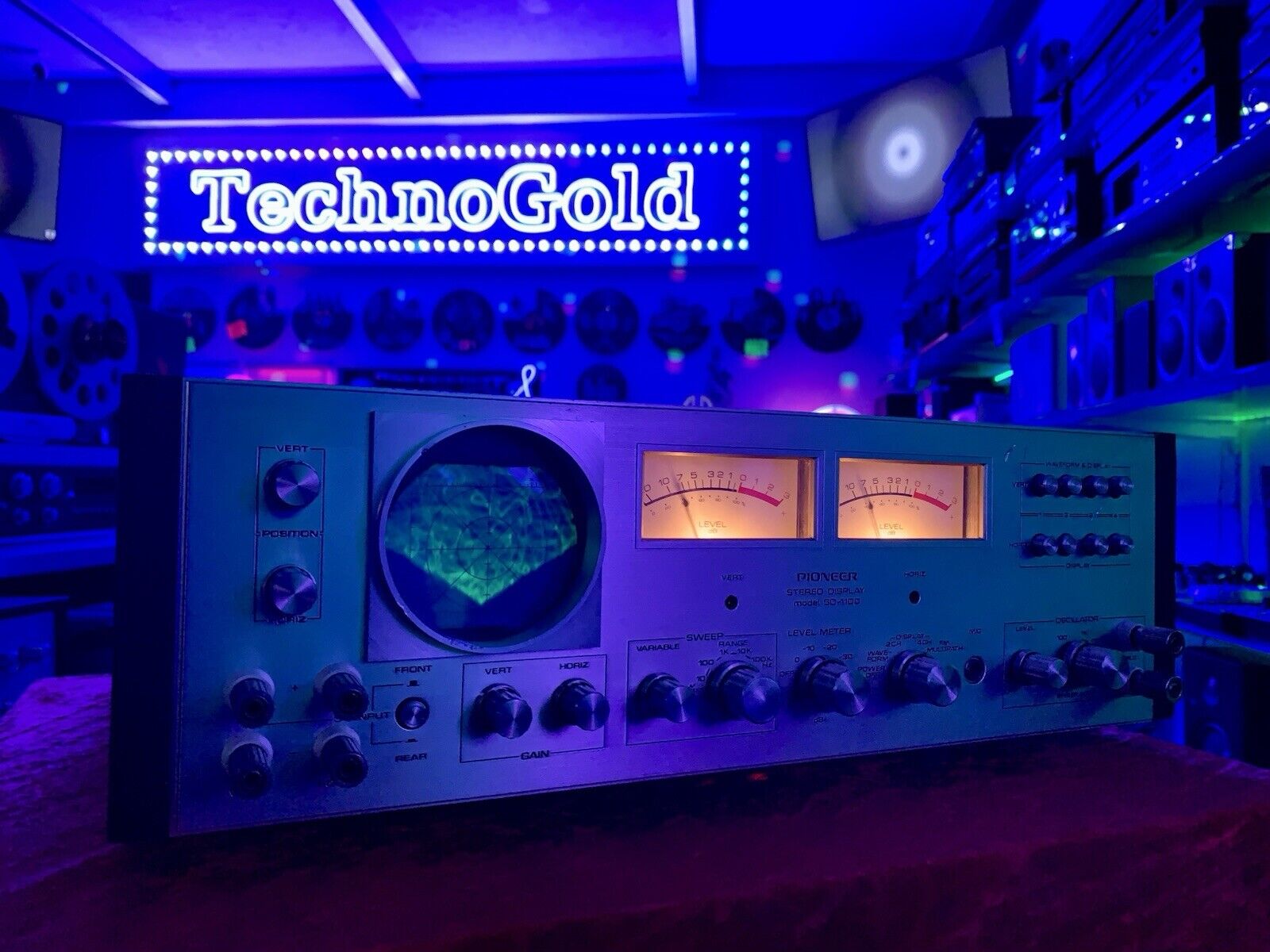PIONEER SD-1100 Stereo Display Audio Scope VERY RARE Vintage 1972 WORK Good Look