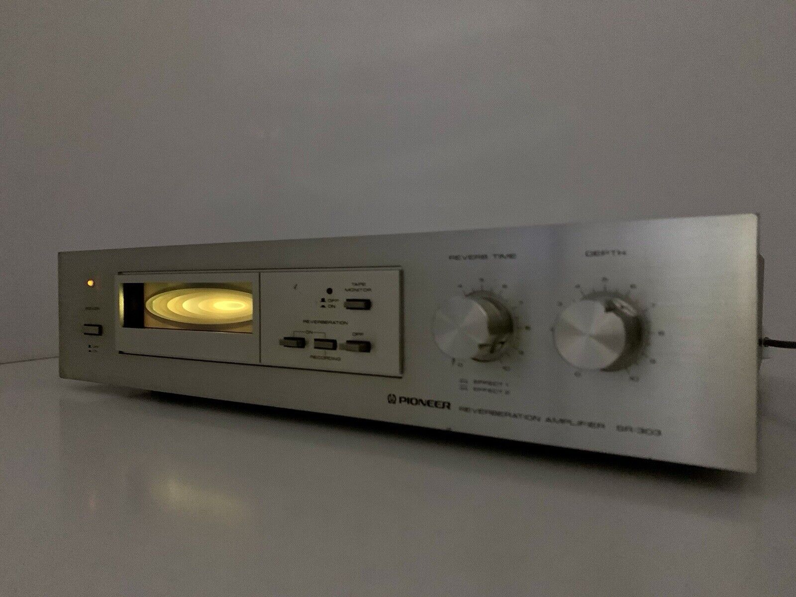 PIONEER Stereo REVERBERATION AMPLIFIER SR-303 Vintage 1980 Work PERFECT GoodLook
