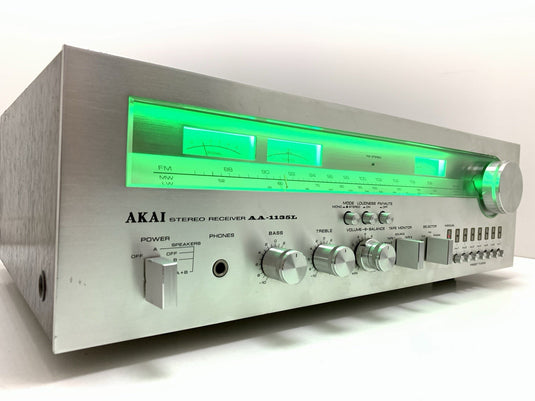 AKAI AA 1135L Stereo HiFi Receiver 38+38 Watts RMS Vintage 1979 WORK GOOD LOOK