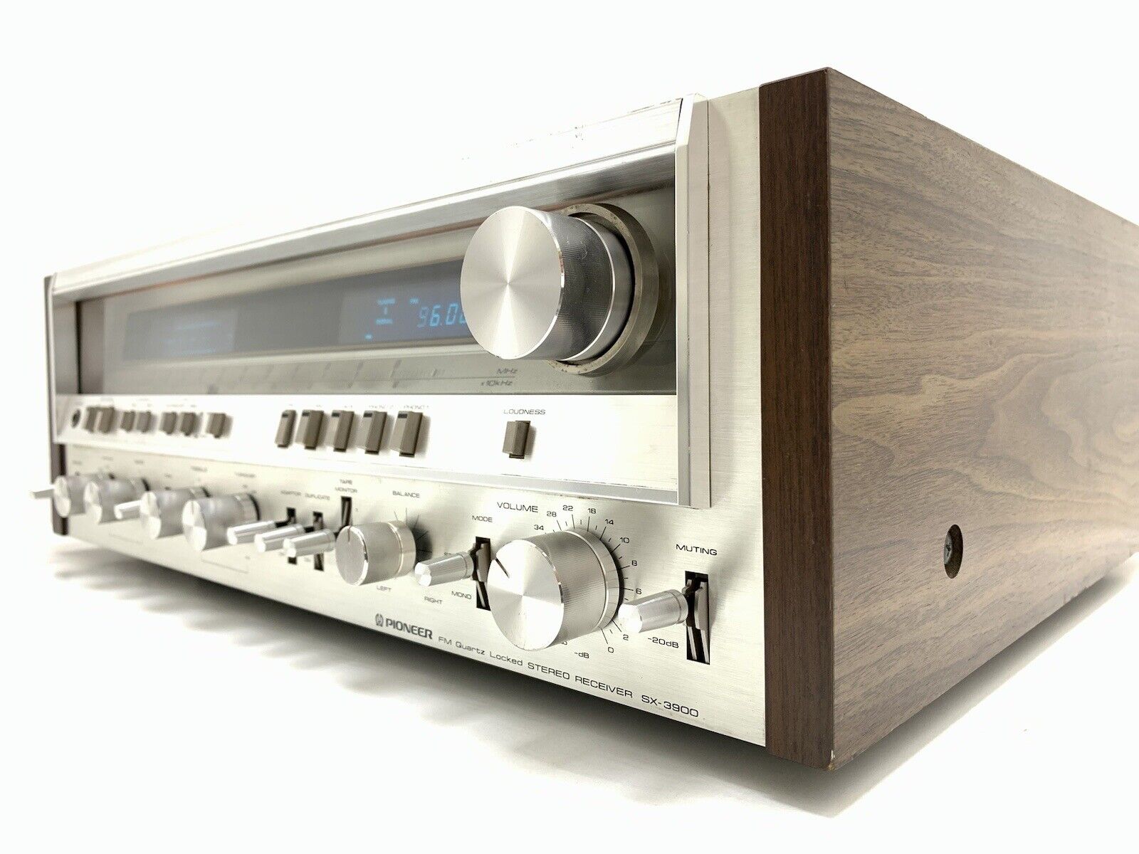 PIONEER SX 3900 Stereo Receiver 120 + 120 Watts RMS Vintage 1980 WORK Good Look