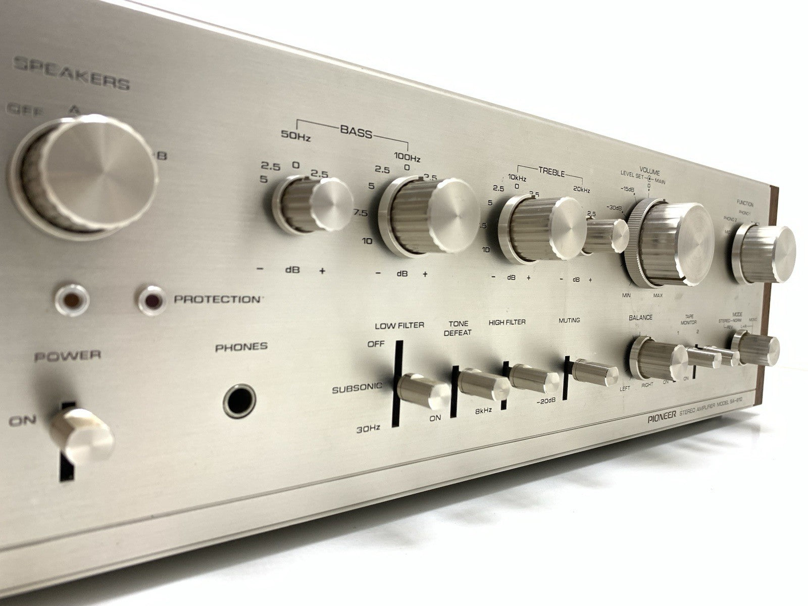 PIONEER SA 810 HiFi Stereo Amplifier 40+40 Watts RMS Vintage 1974 WORK Good Look