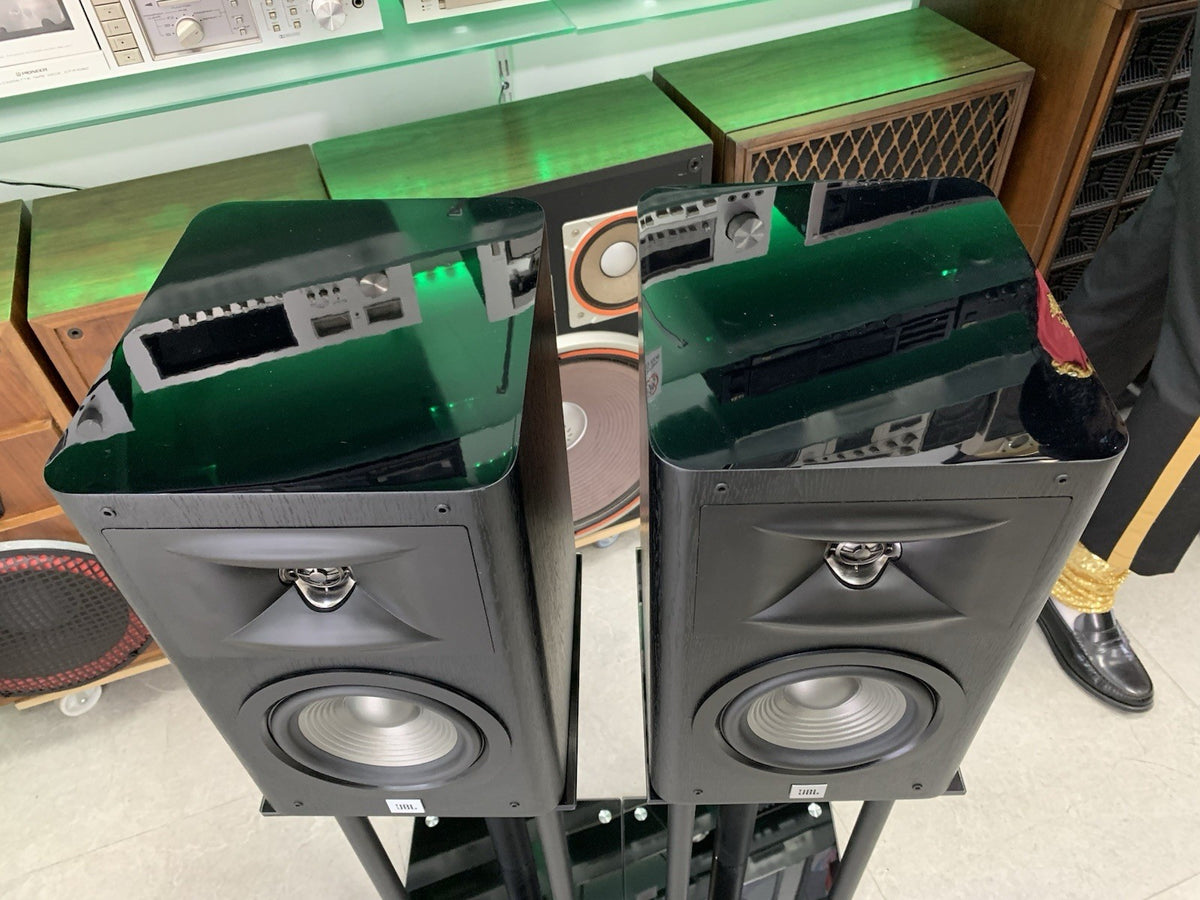 JBL Studio 230 Monitor Speakers 2 Way 150 Watts RMS Vintage WORK Good Look