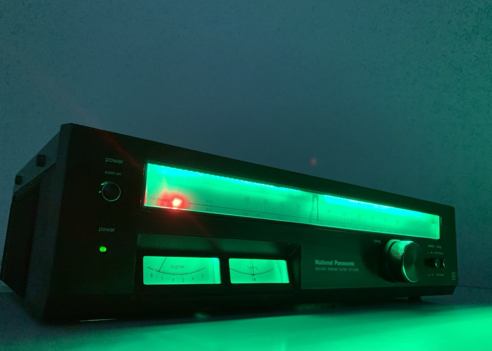 NATIONAL PANASONIC ST 2400 AM/FM Stereo Tuner Vintage 1974 Work Good Look