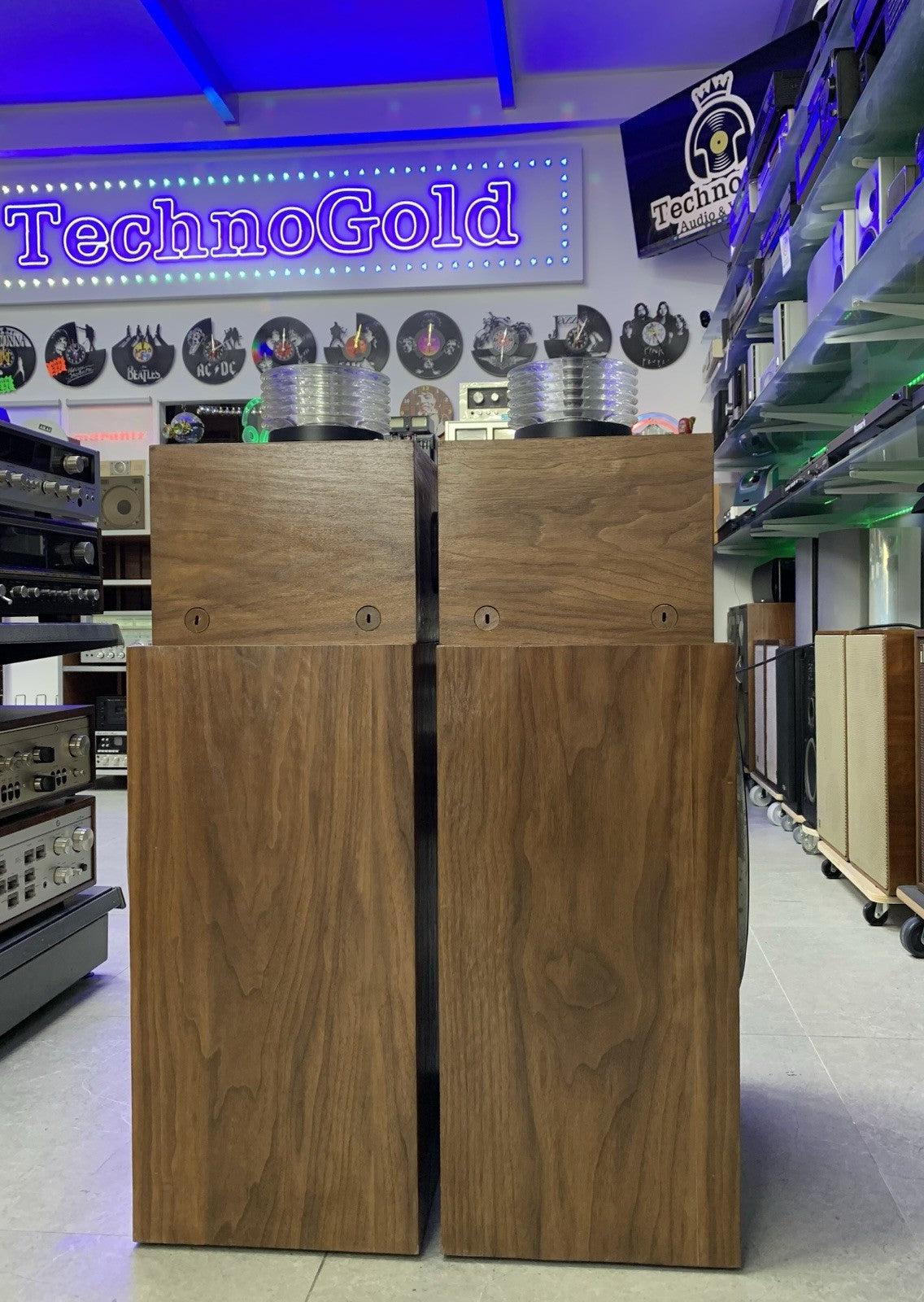 PIONEER HPM 1500 High End SPEAKERS 4 Way 125 Watts RMS Vintage  WORK GOOD LOOK