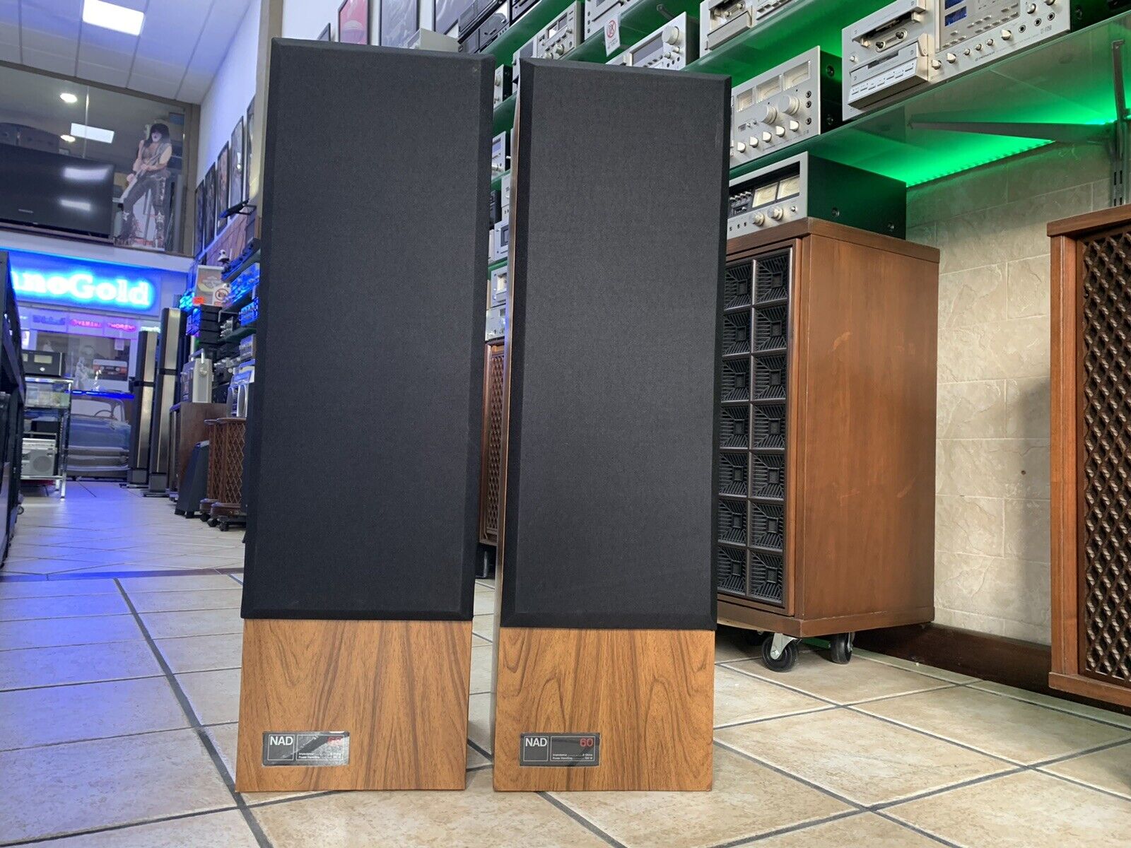 NAD 60 Very Rare Original Speakers 3 Way 150 W RMS Vintage Refurbished Good Look