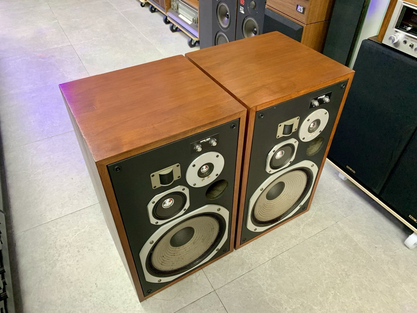 PIONEER HPM 100 Original 4Way SPEAKERS 100 Watts RMS Vintage 1976 WORK GOOD LOOK