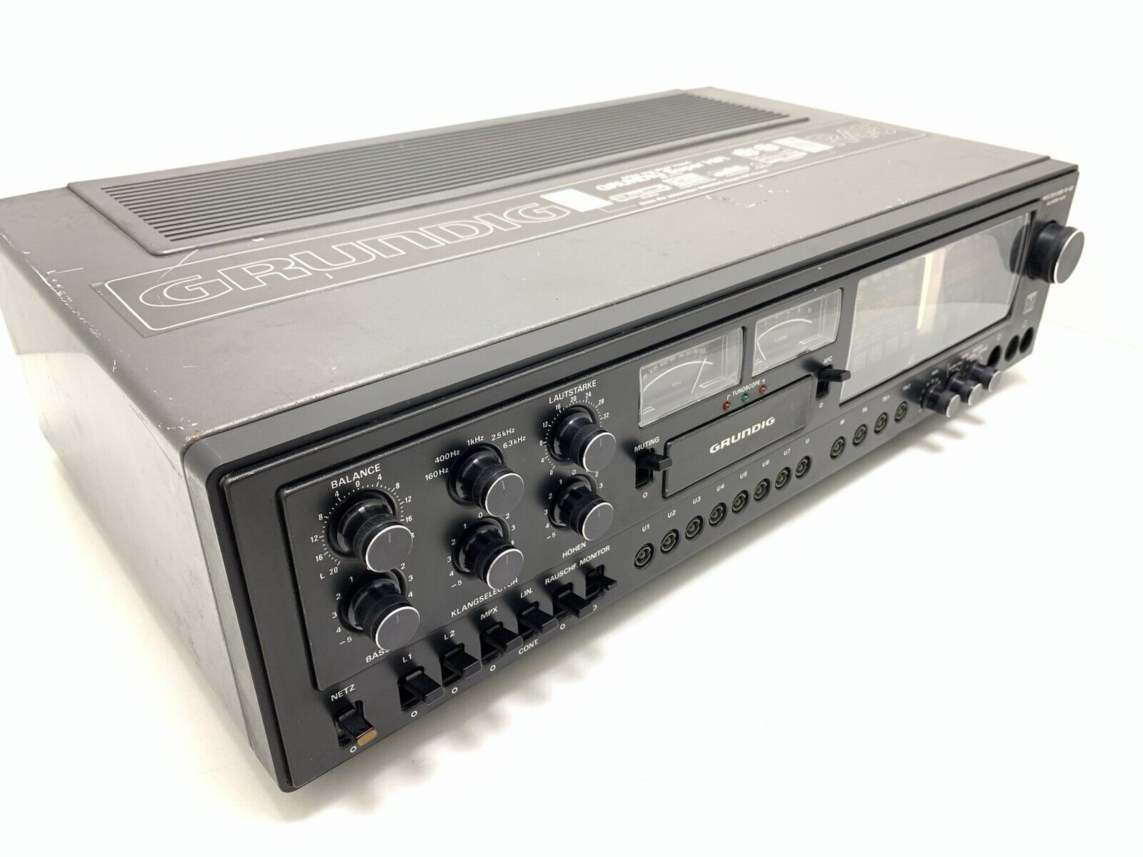 GRUNDIG R 45 Stereo Monster Receiver 2X 50 WRMS Vintage 1977 WORKING Good Look