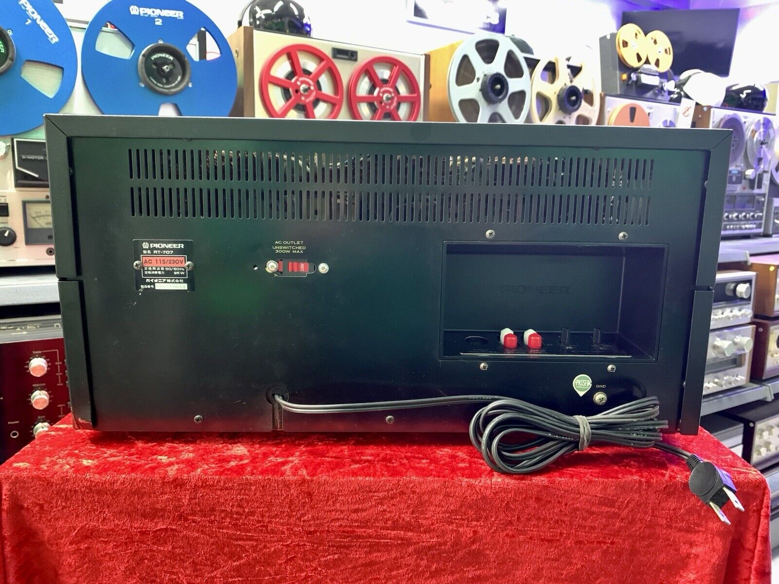 PIONEER RT 707 Reel to Reel 4 Track 7" Tape Vintage 1977 AutoReverse WORK Good L