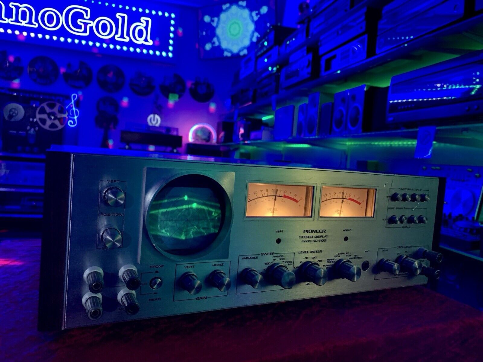 PIONEER SD-1100 Stereo Display Audio Scope VERY RARE Vintage 1972 WORK Good Look