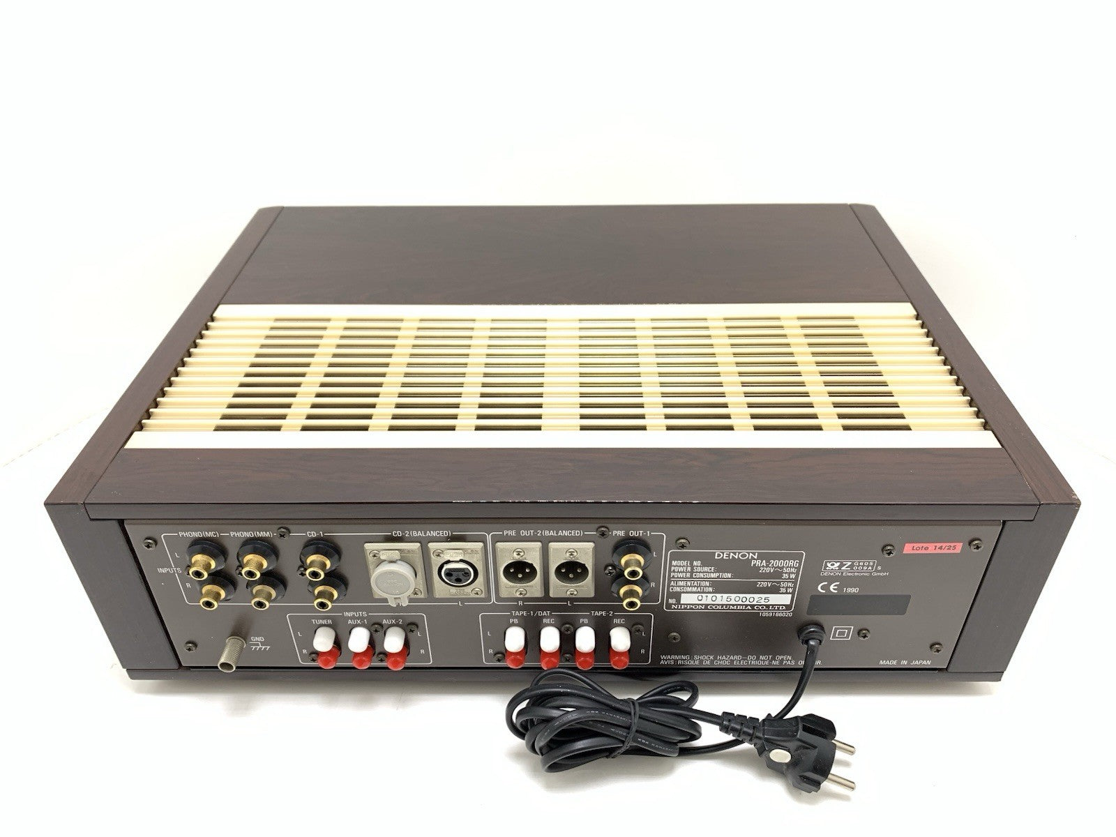 DENON PRA 2000RG Stereo Pre Amplifier Europe Version 220V Hi End WORK Good Look