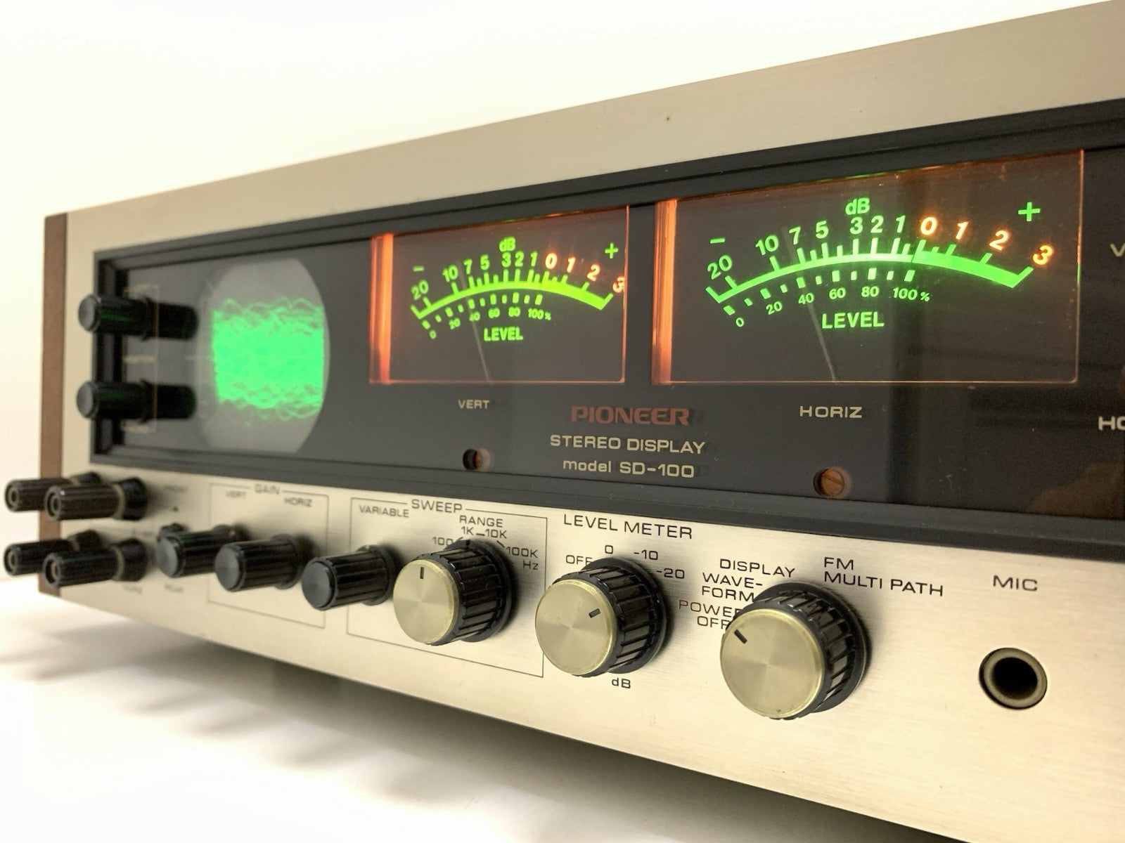 PIONEER SD 100 Stereo Display Audio Scope VERY RARE Vintage 1971 WORK Good Look