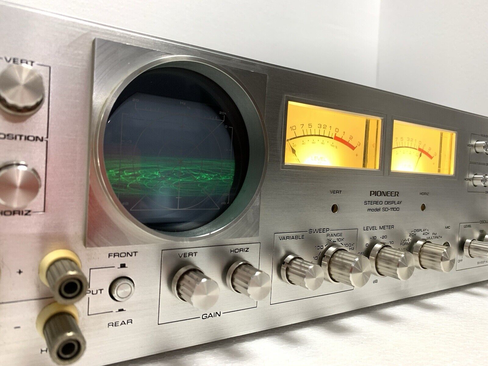 PIONEER SD-1100 Stereo Display Audio Scope VERY RARE Vintage 1972 WORK Good Look