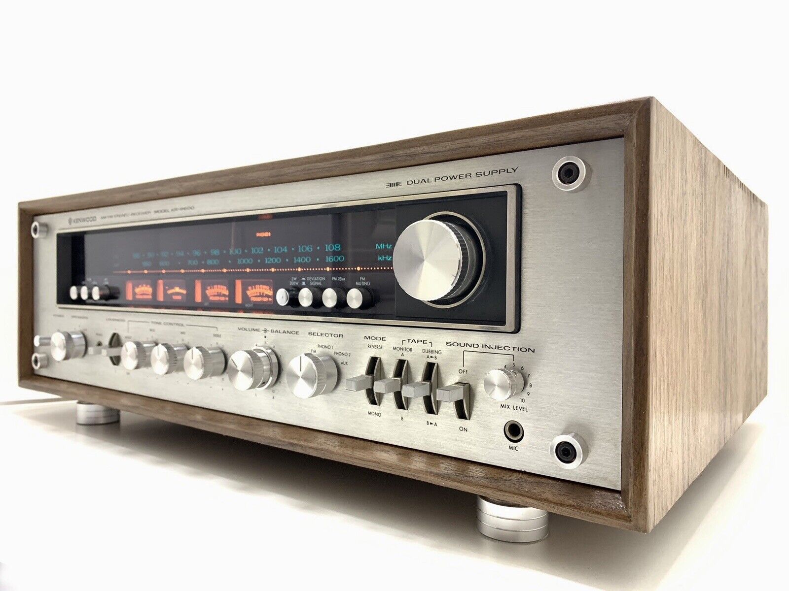 KENWOOD KR-9600 FM Stereo Receiver 2 X 160 Watts RMS Vintage 1976 WORK Good Look
