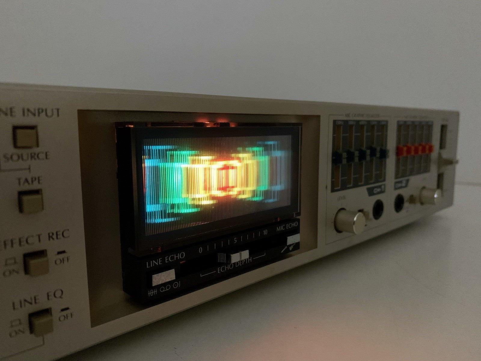 Sansui RG-707 Stereo Graphic Equalizer Consolette Vintage 1983 Work Good Look