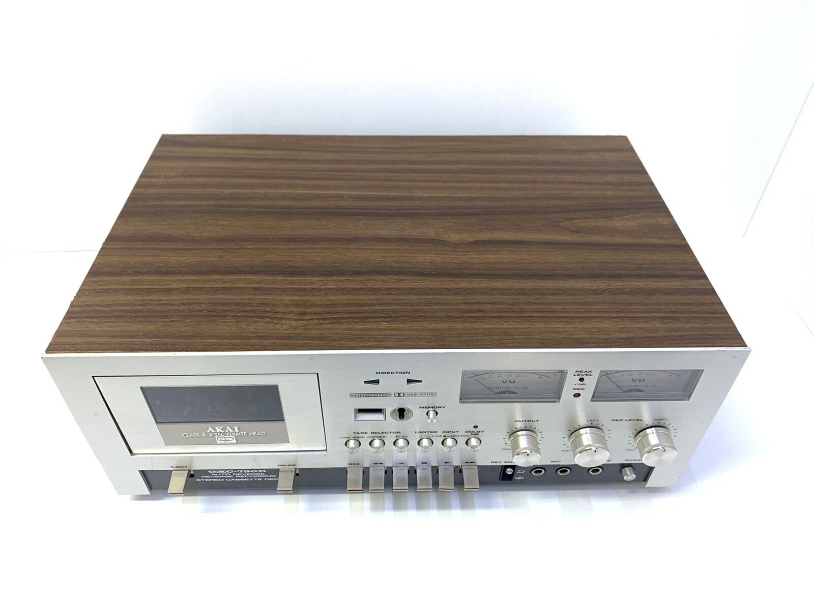 AKAI  GXC-730D Tape Deck Vintage 1976 Auto Reverse 3 Head Refurbished Good Look
