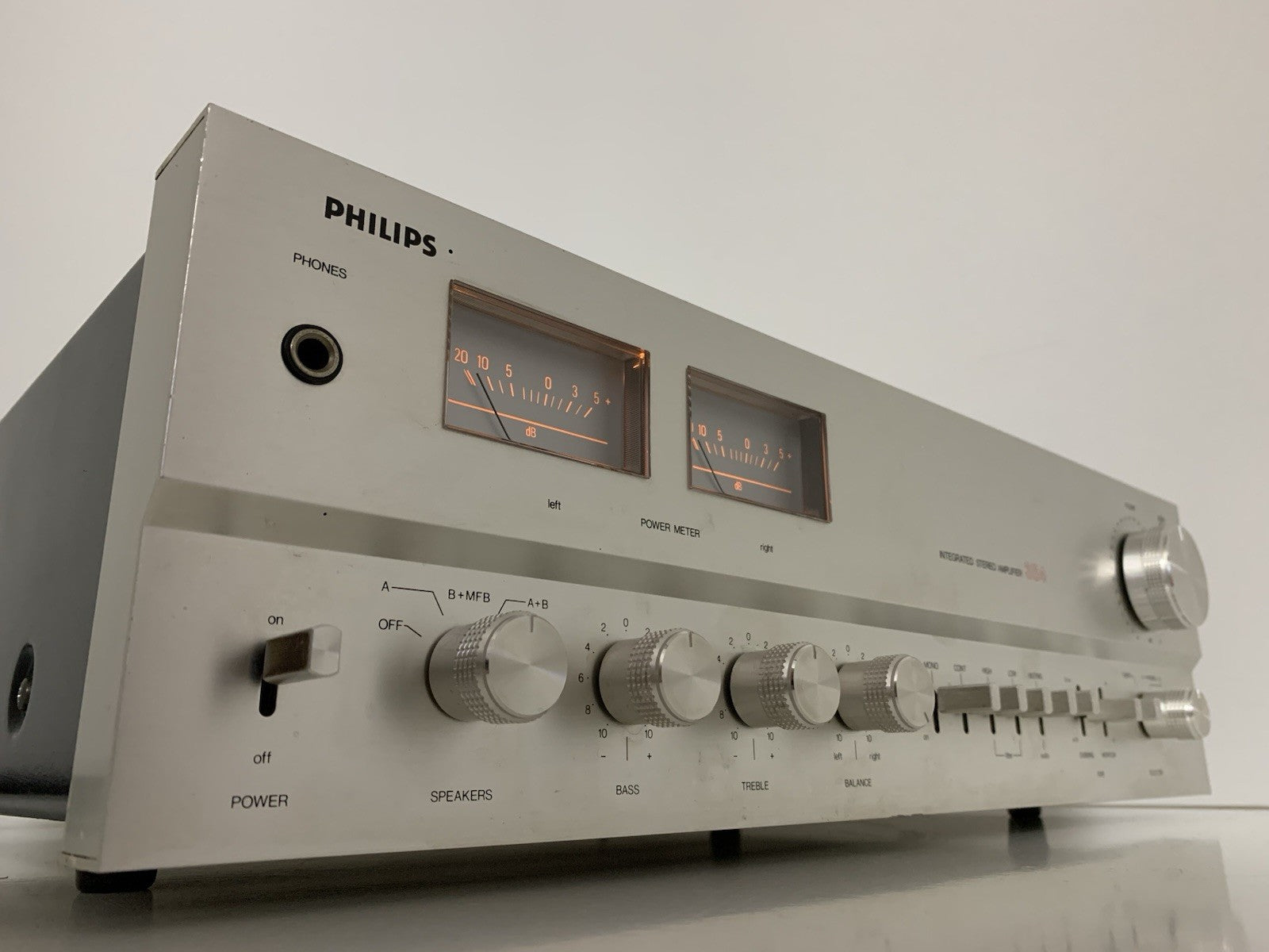 PHILIPS AH 384 Stereo Amplifier 2X 40Watts RMS Vintage 1978 Hi Fi WORK GOOD LOOK