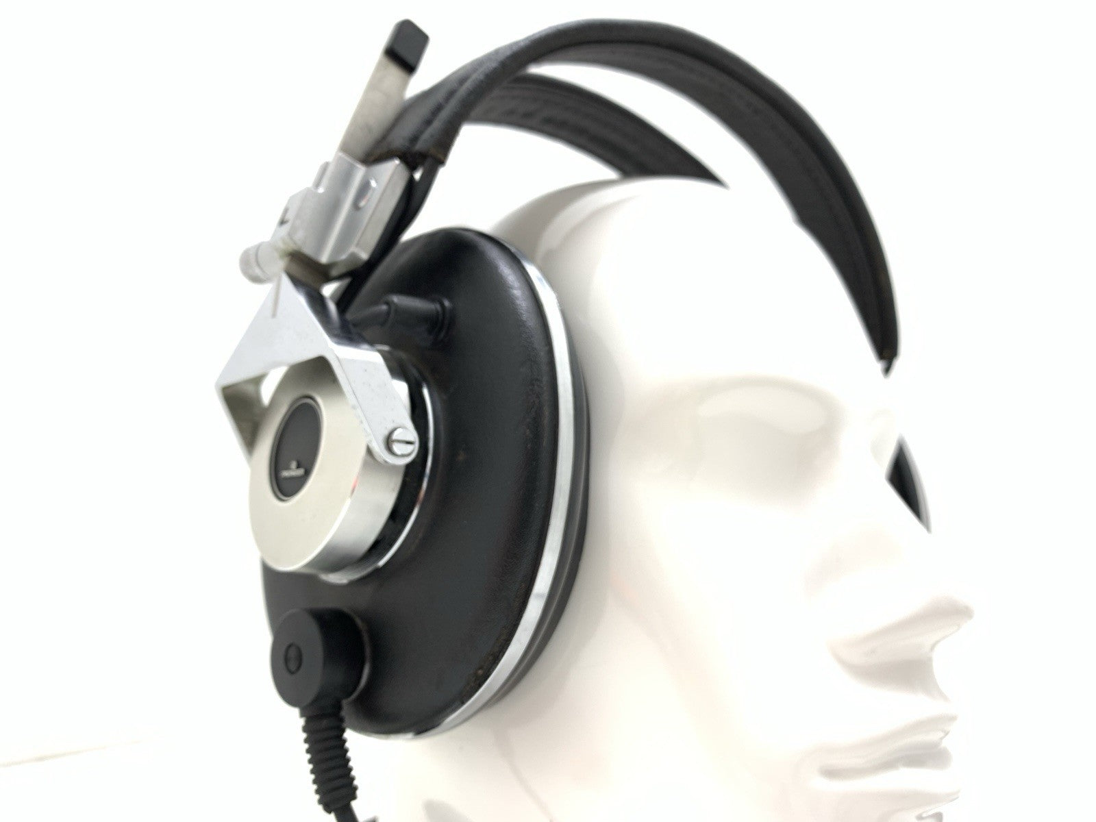 PIONEER MONITOR 10 Electrodynamic Professional Headphones Vintage