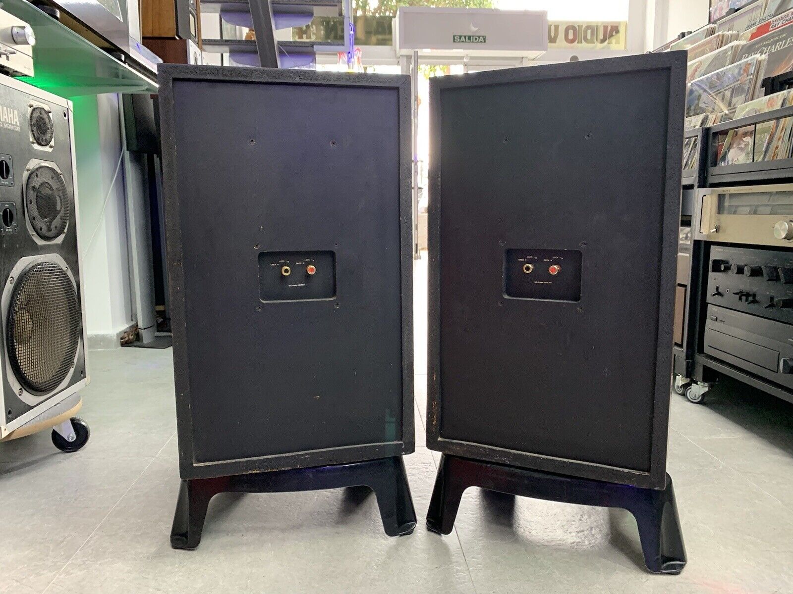 JBL 4313B LEGENDARY Studio Monitor Speakers Vintage 1980 Original Work Good Look