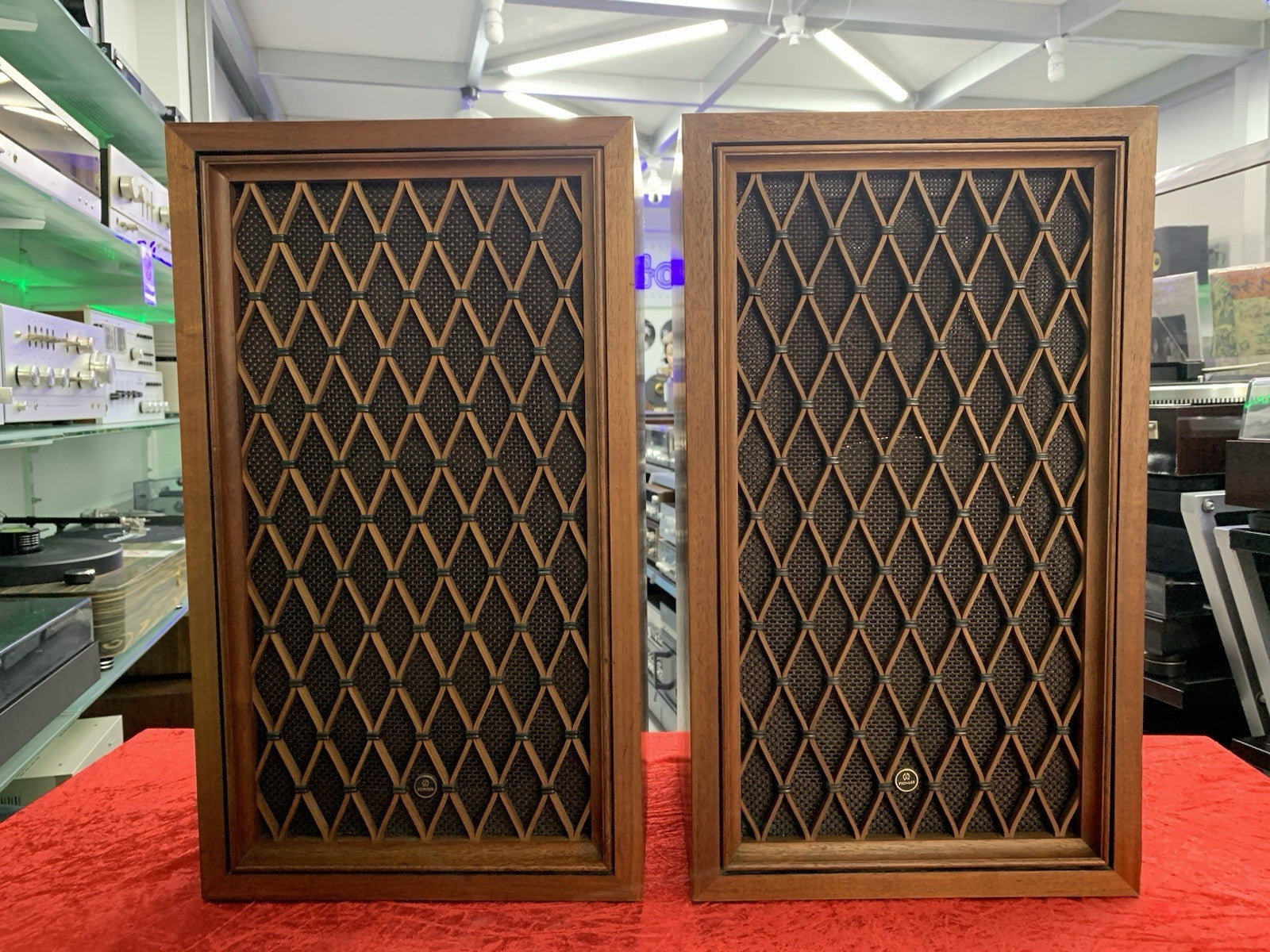 PIONEER CS 44 SPEAKERS 2 Way 25 Watts RMS Vintage 1970 Original WORK GOOD LOOK
