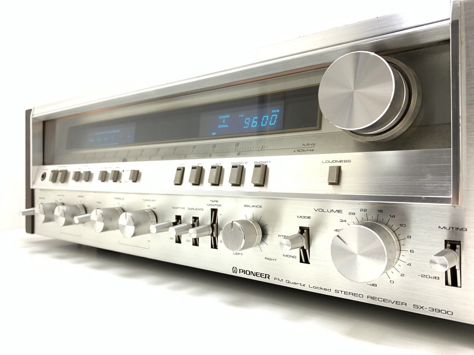 PIONEER SX 3900 Stereo Receiver 120 + 120 Watts RMS Vintage 1980 WORK Good Look