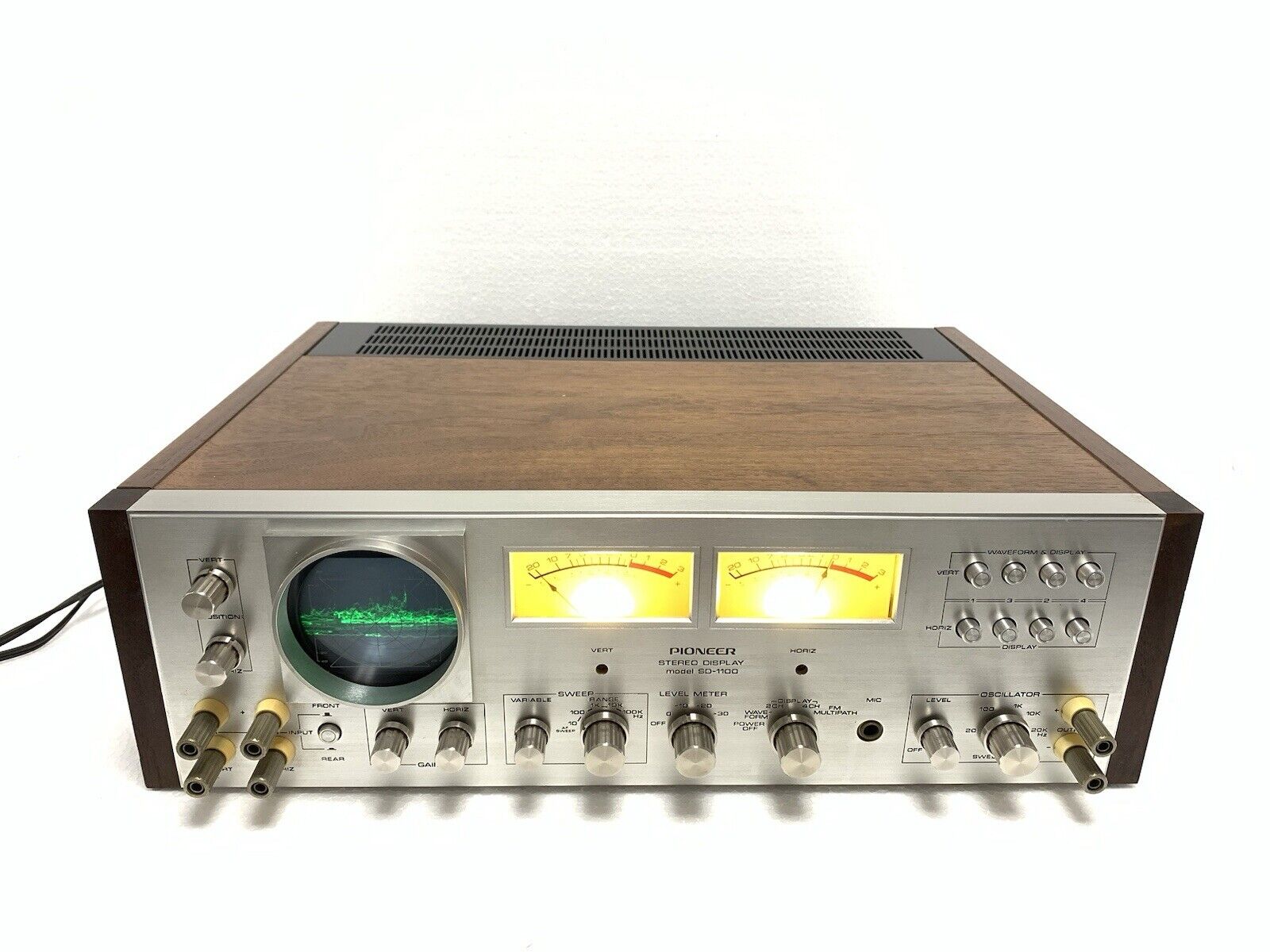 PIONEER SD-1100 Stereo Display Audio Scope VERY RARE Vintage 1972 WORK Good Look