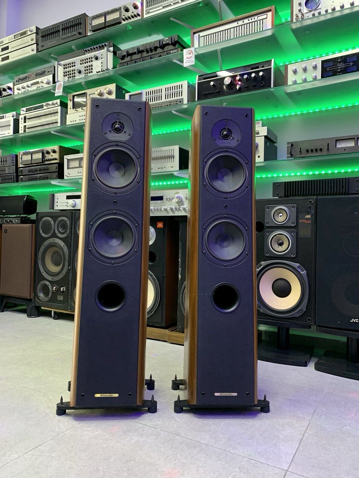 SONUS FABER GRAN PIANO HOME  Speakers 2 1/2 Way System 250 Watts RMS Good Look