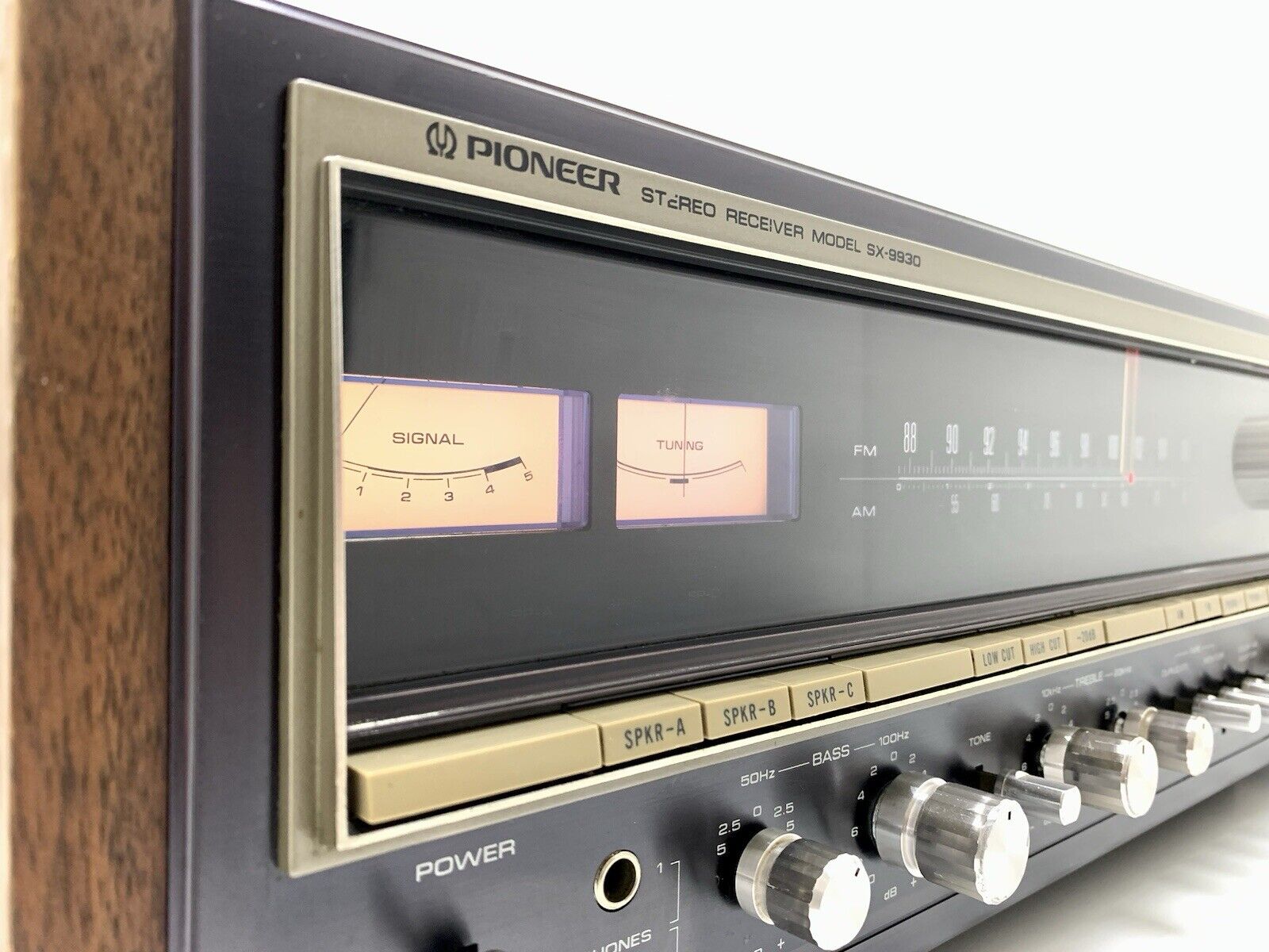 PIONEER SX 9930 AM FM Stereo Receiver 70+70Watts RMS Vintage 1974 WORK Good LOOK