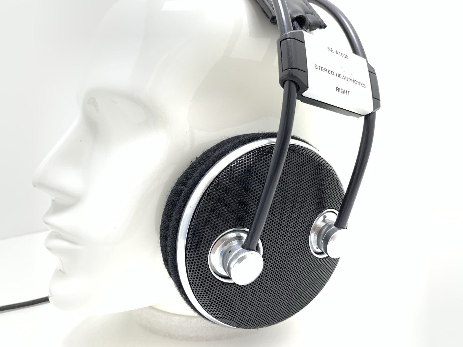 PIONEER SE A1000 Professional Stereo Headphones Hi-Fi Open Air 2010 Good Look