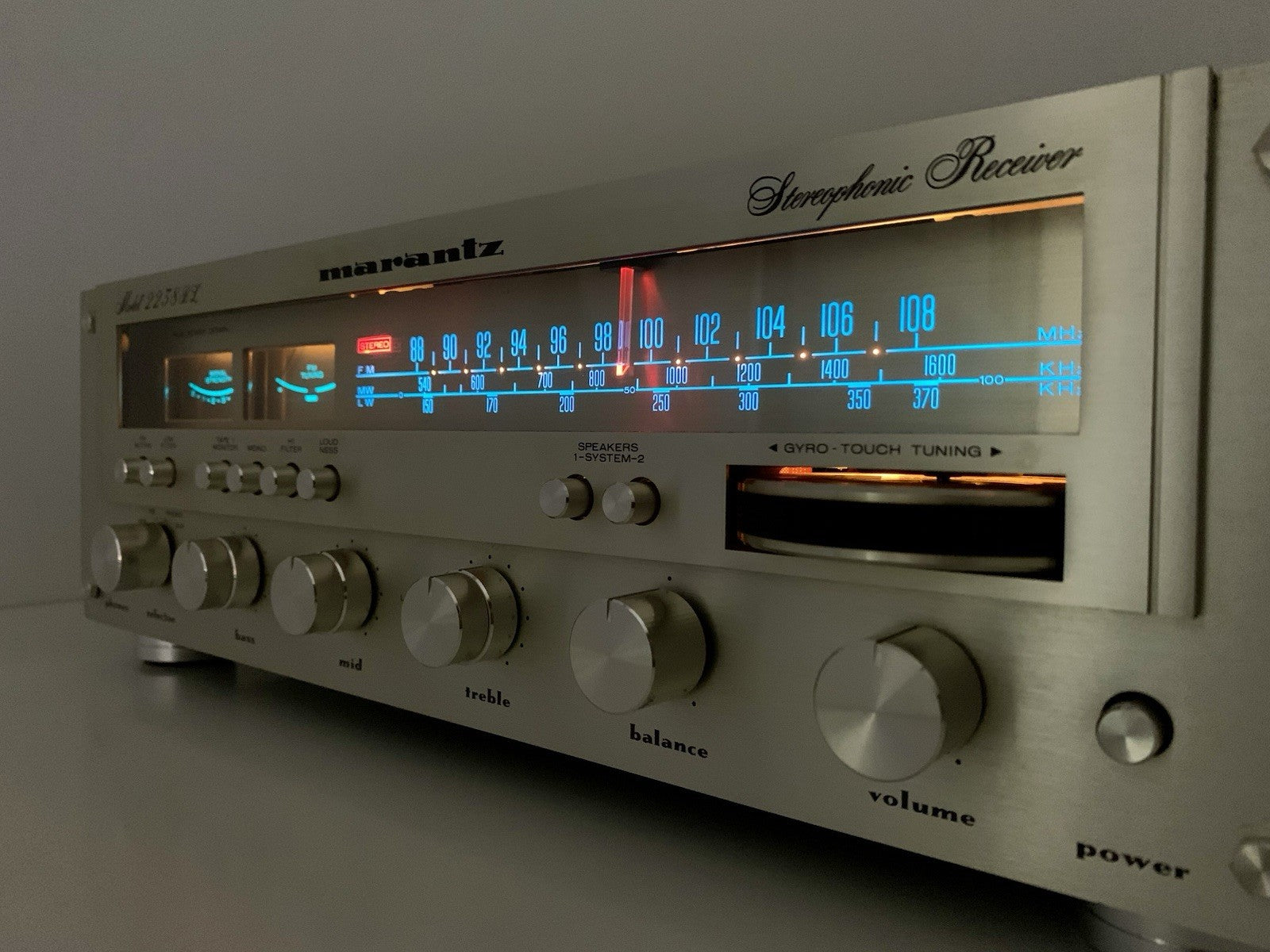 MARANTZ 2238BL Stereo Receiver 2X 42 Watts RMS Vintage 1977 RARE WORK Good Look