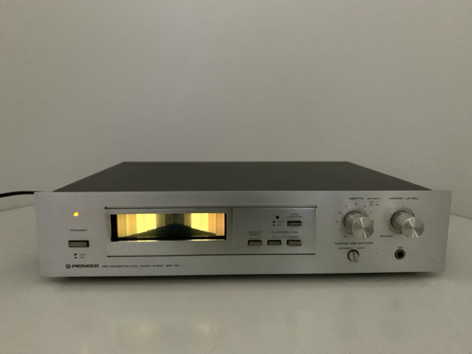 PIONEER Stereo REVERBERATION AMPLIFIER SR-70 Vintage 1980 Work PERFECT Good Look