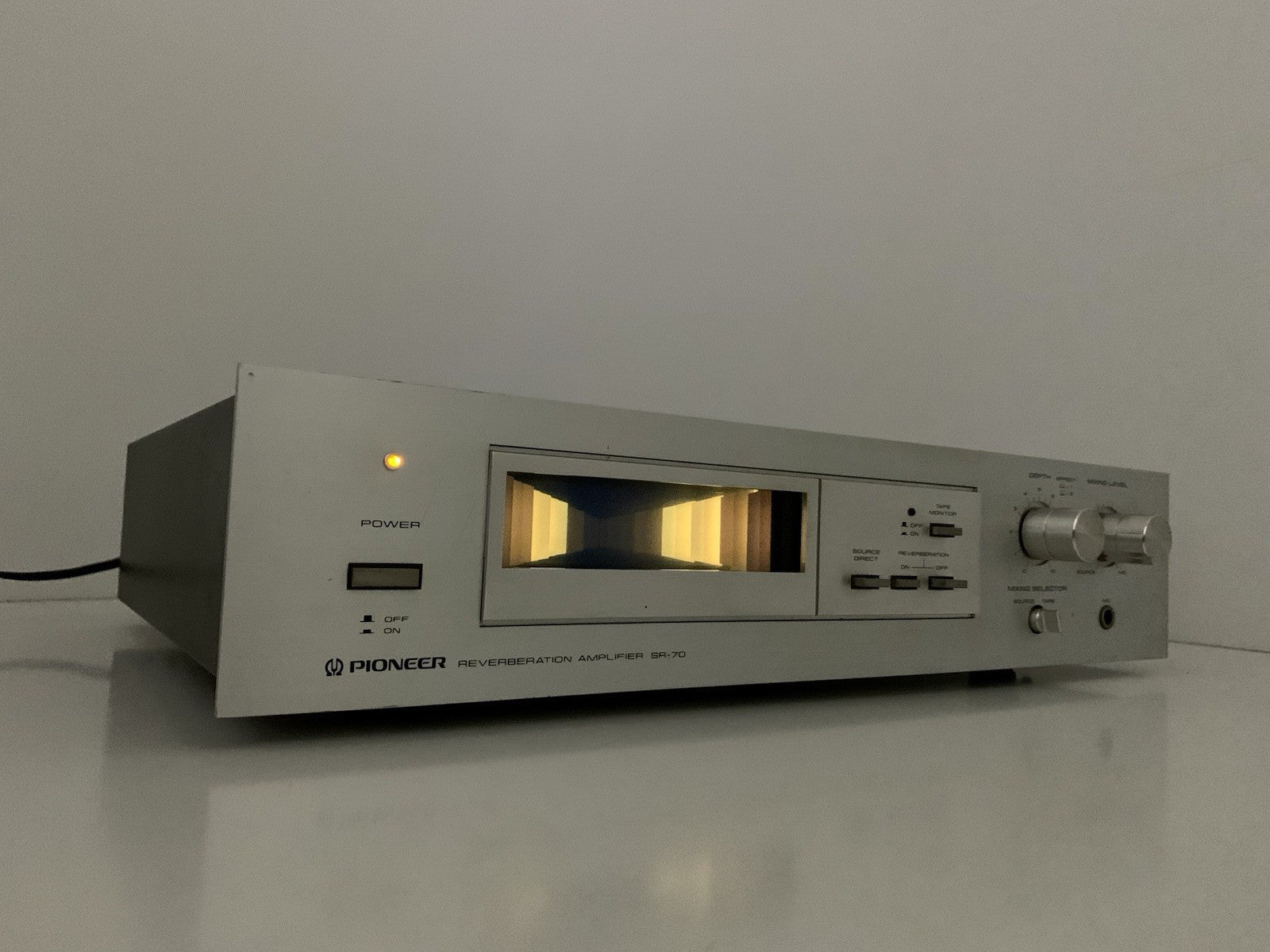 PIONEER Stereo REVERBERATION AMPLIFIER SR-70 Vintage 1980 Work PERFECT Good Look