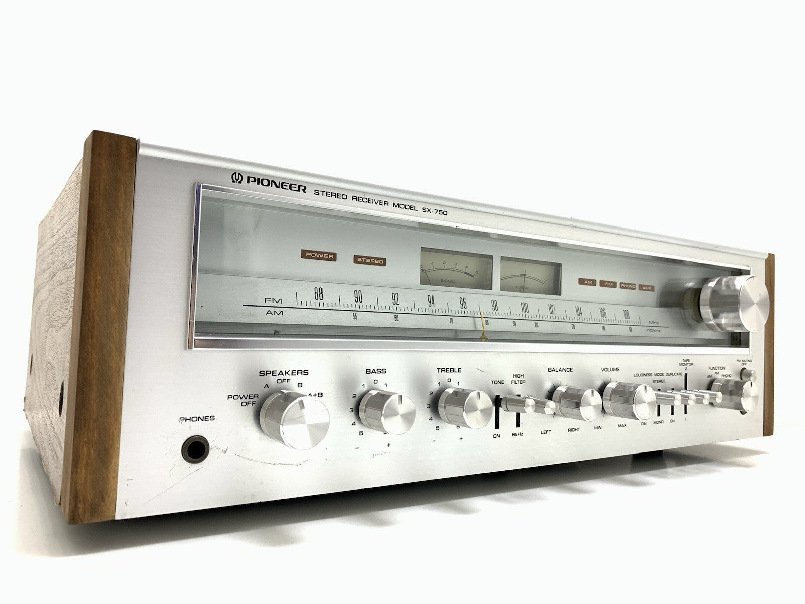 PIONEER SX 750 AM FM Stereo Receiver 50+50 Watts RMS Vintage 1976 WORK Good LOOK