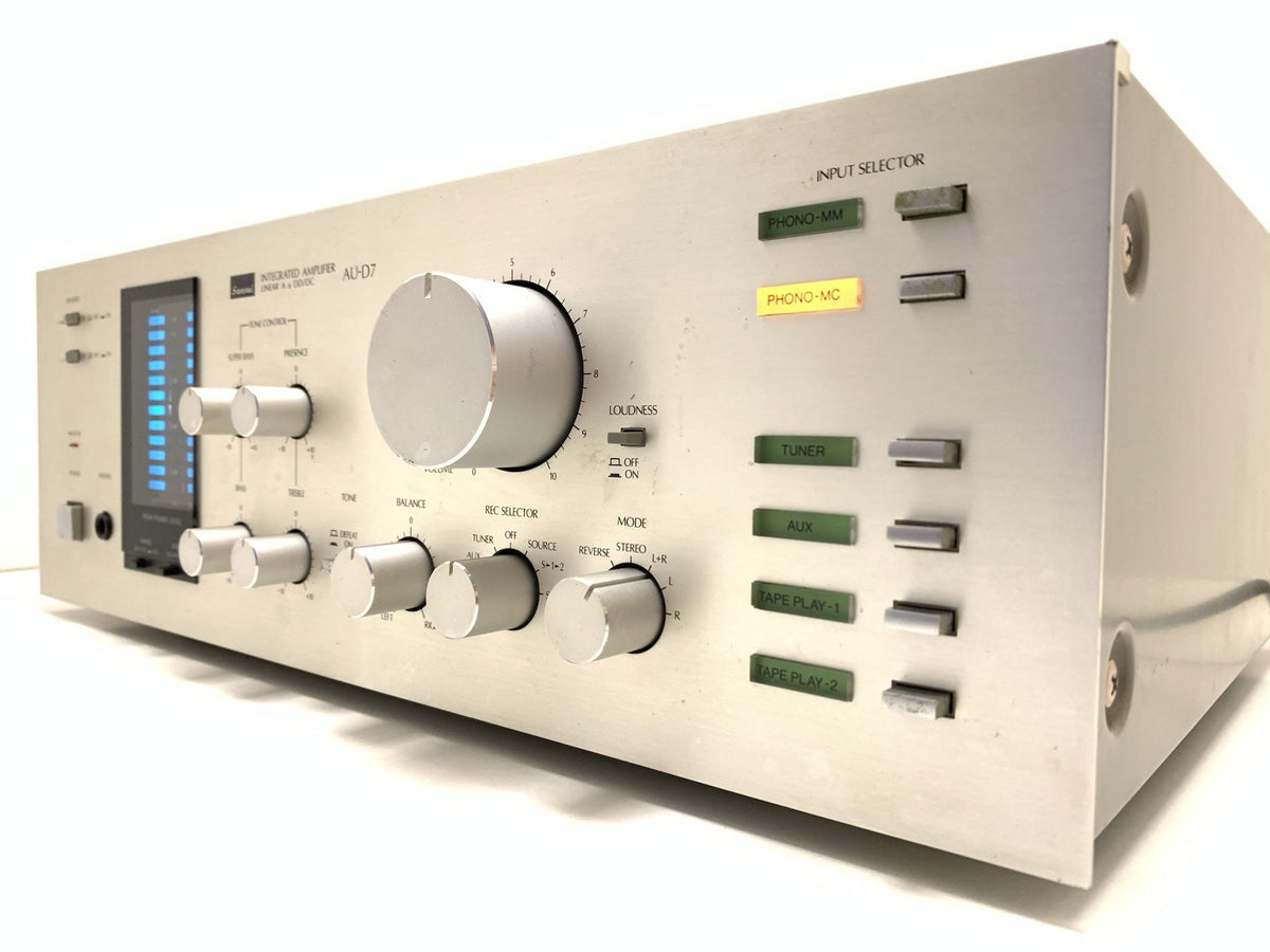 SANSUI AU D7 Integrate Stereo Amplifier 65+65 Watts RMS Vintage 1980 Good Look