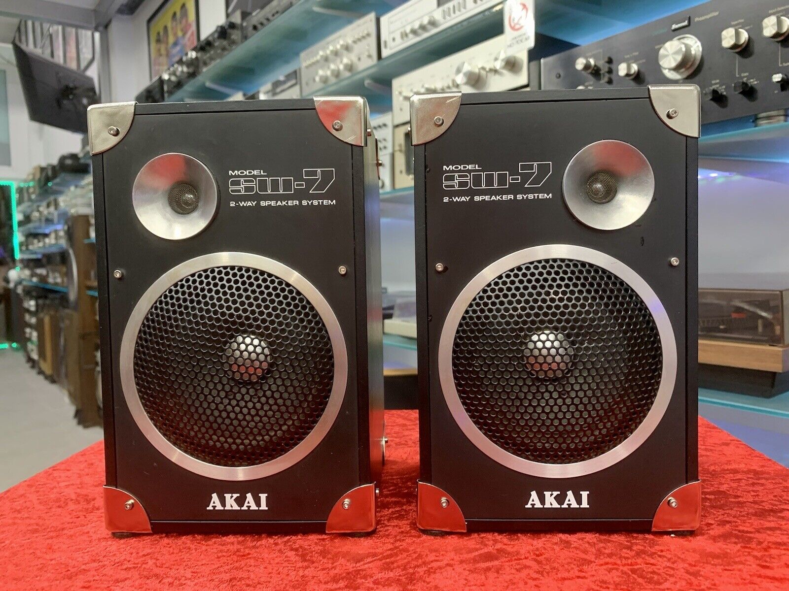 AKAI SW-7 Speaker 2 Way System 80 Watts Vintage Refurbished Working Good Look