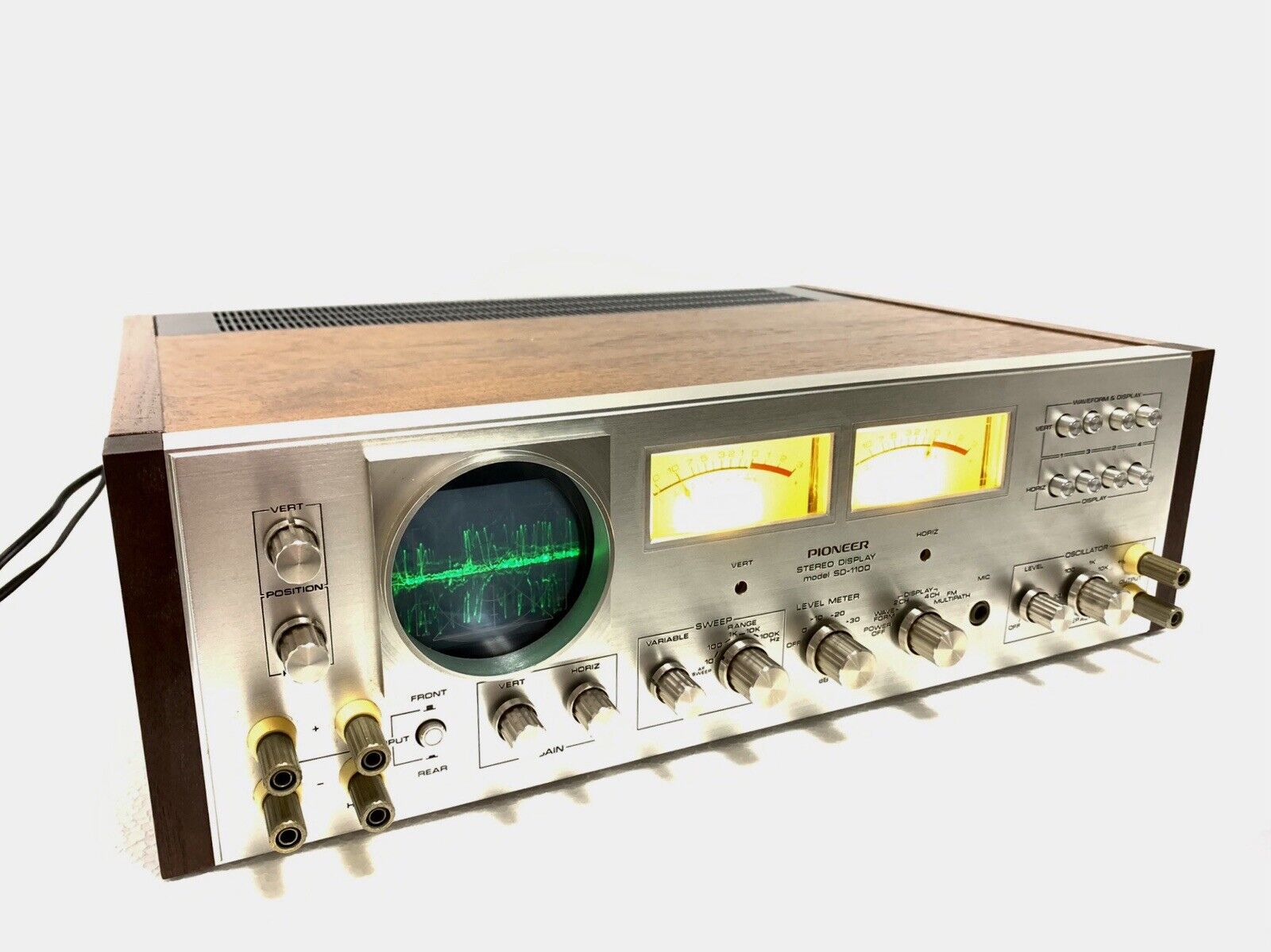 PIONEER SD-1100 Stereo Display Audio Scope VERY RARE Vintage 1972 WORK Good Look