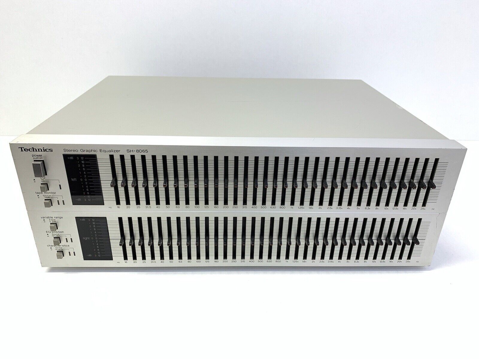TECHNICS SH-8065 Stereo Graphic Equalizer 33 Bands Vintage 1983 Working LIKE NEW