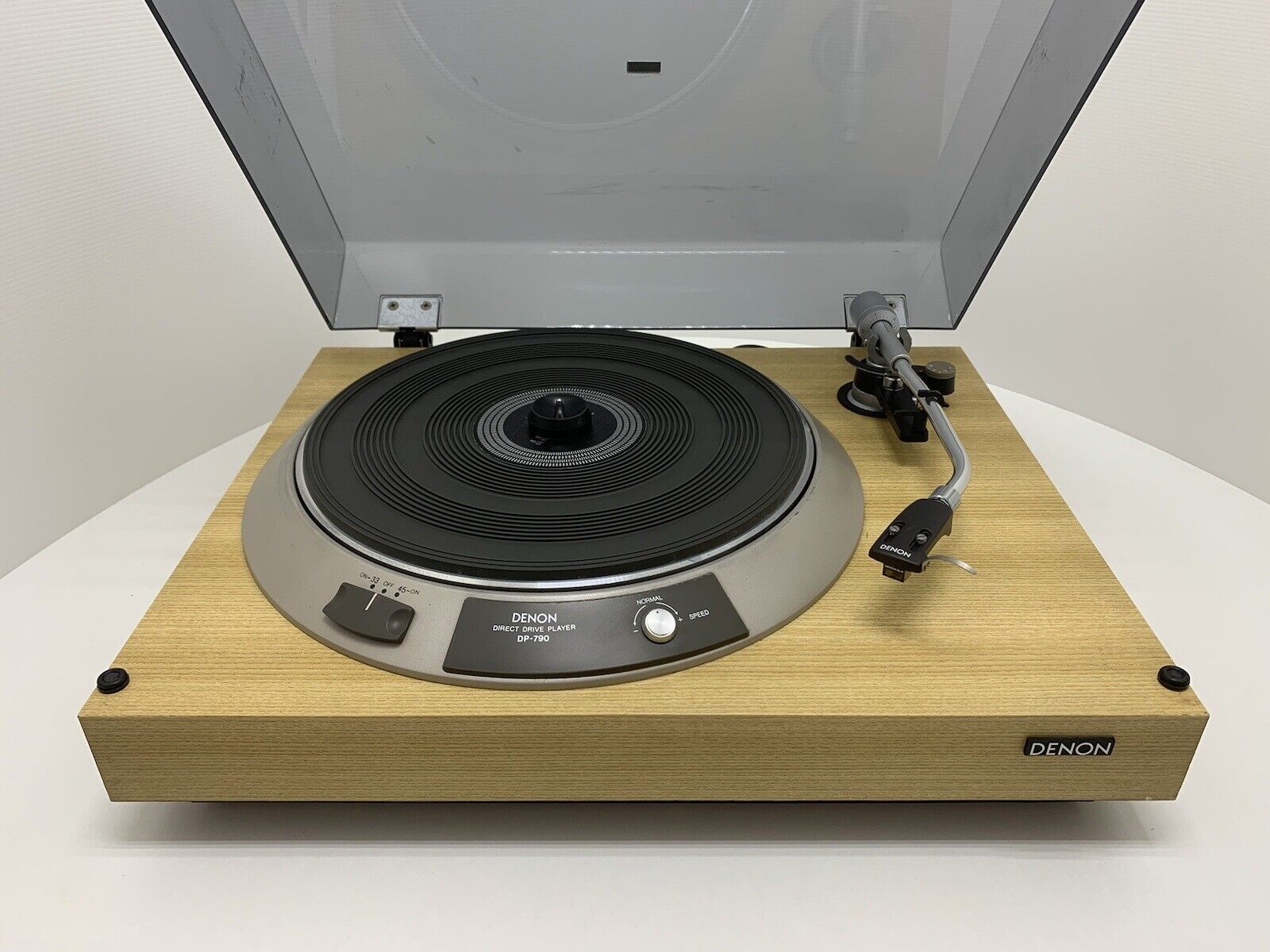 DENON DP-790 Turntable Servo Direct Drive Player High End Vintage 1975 Good Look