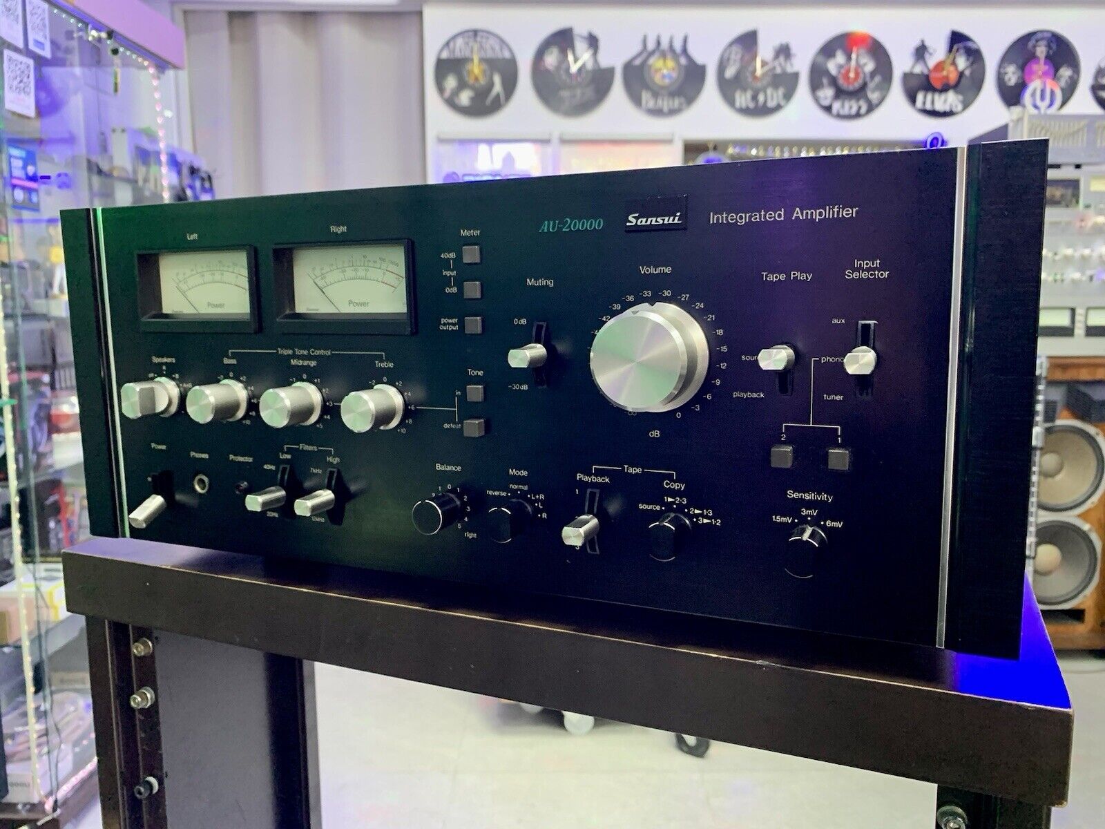 SANSUI AU 20000 Integrated Stereo Amplifier 170+170 WRMS Vintage 1975 LIKE NEW